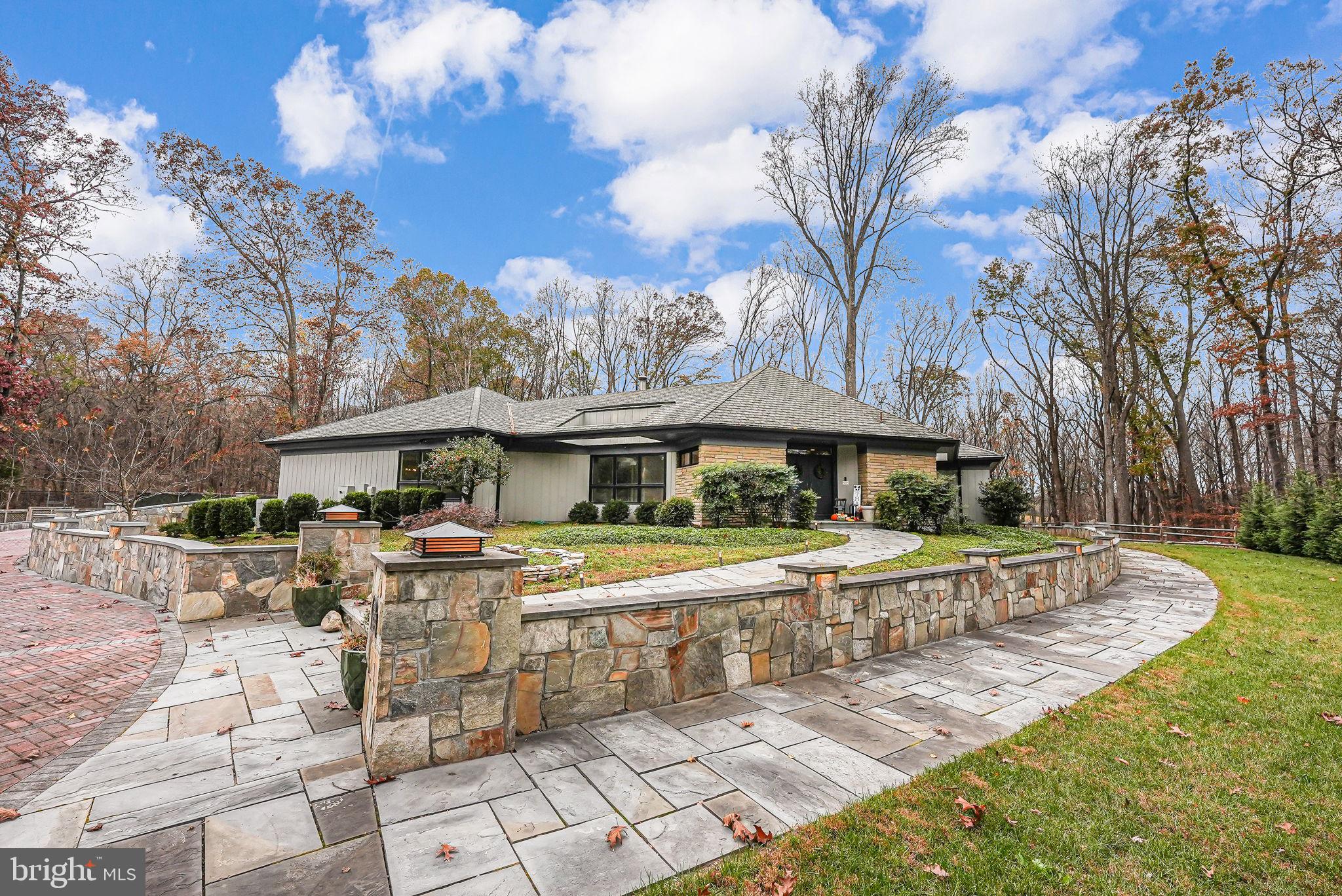 DARNESTOWN OUTSIDE - Residential