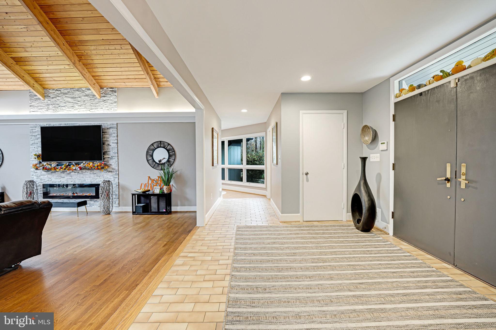 DARNESTOWN OUTSIDE - Residential