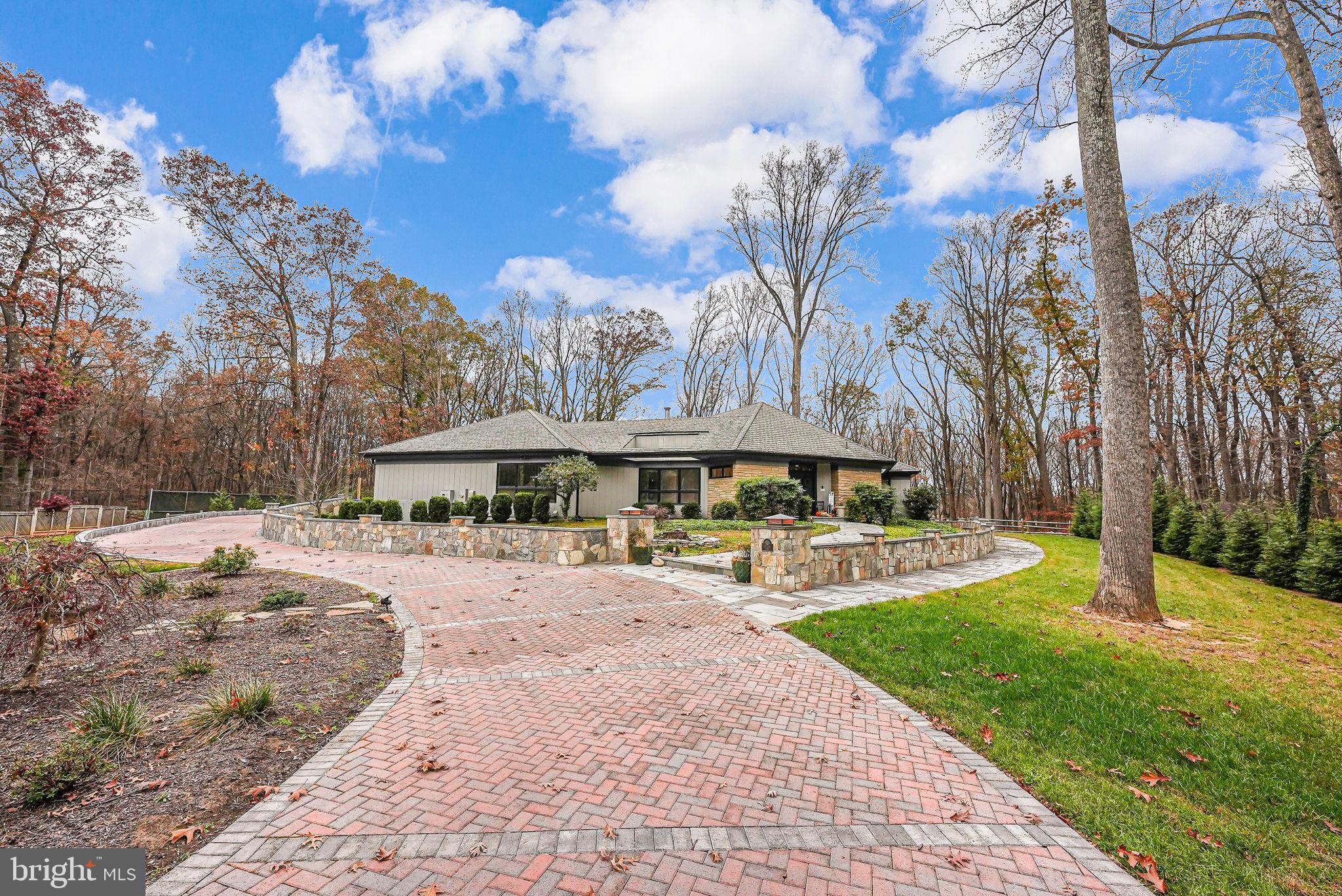 DARNESTOWN OUTSIDE - Residential