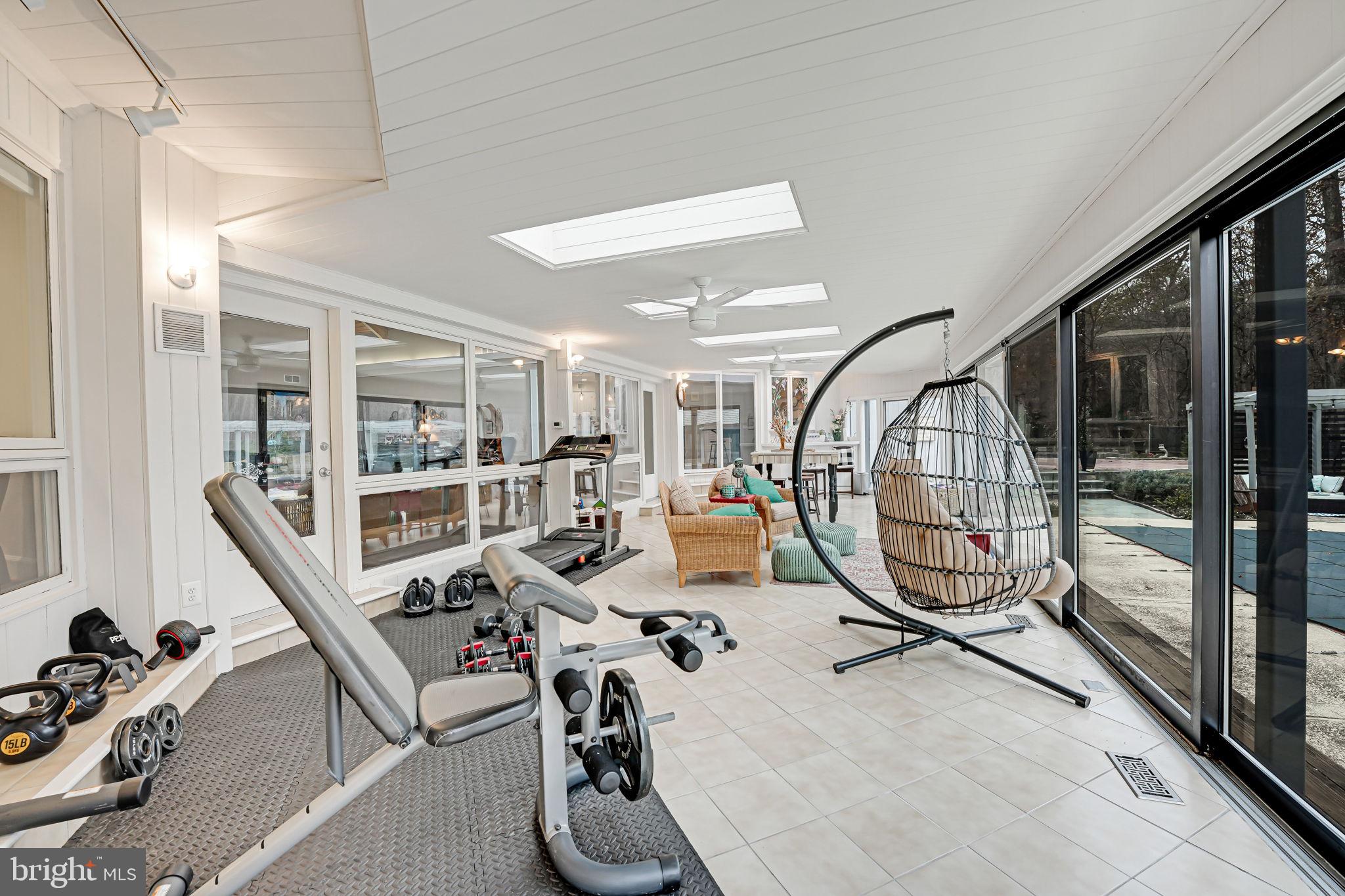 DARNESTOWN OUTSIDE - Residential