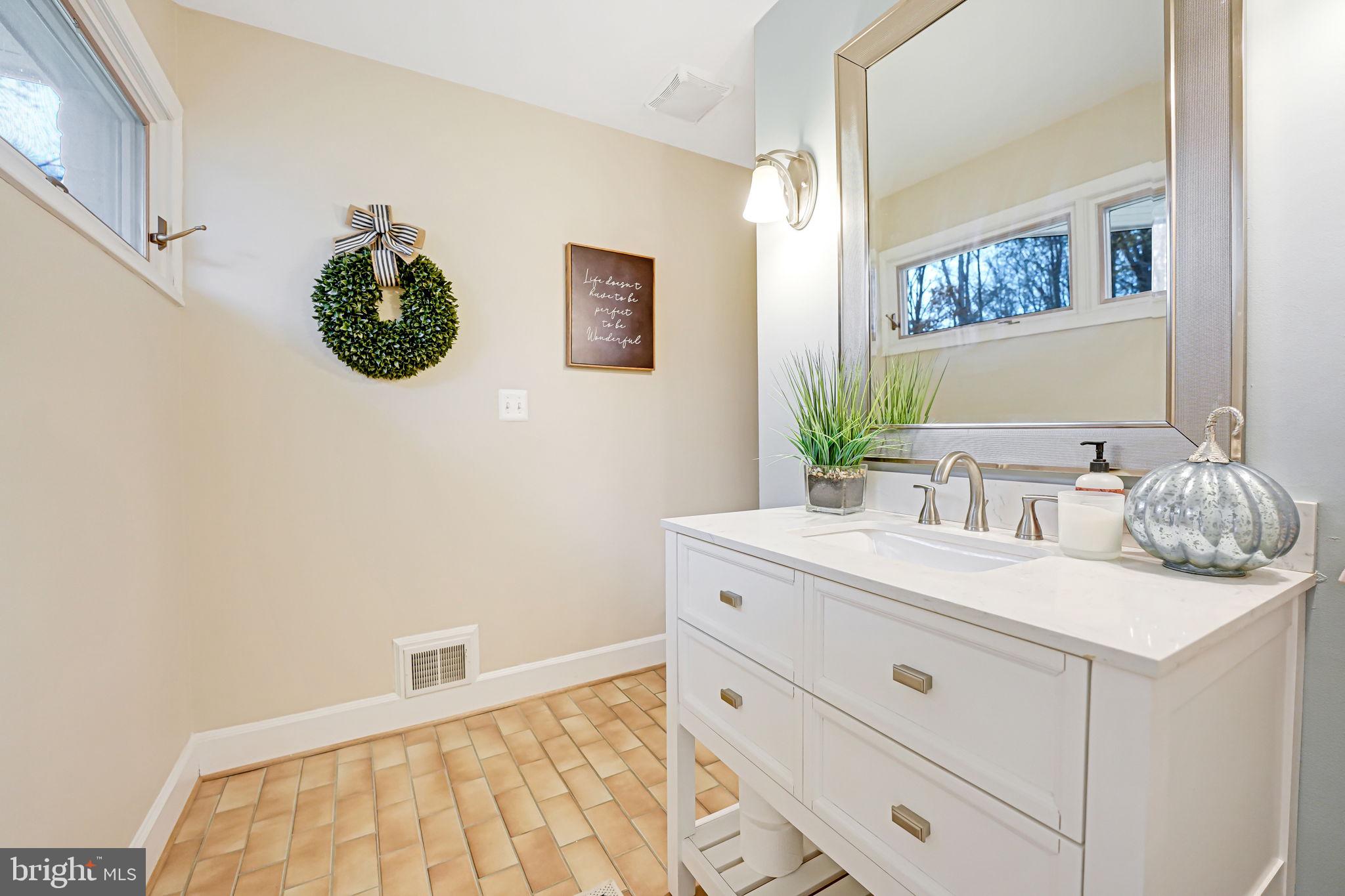 DARNESTOWN OUTSIDE - Residential