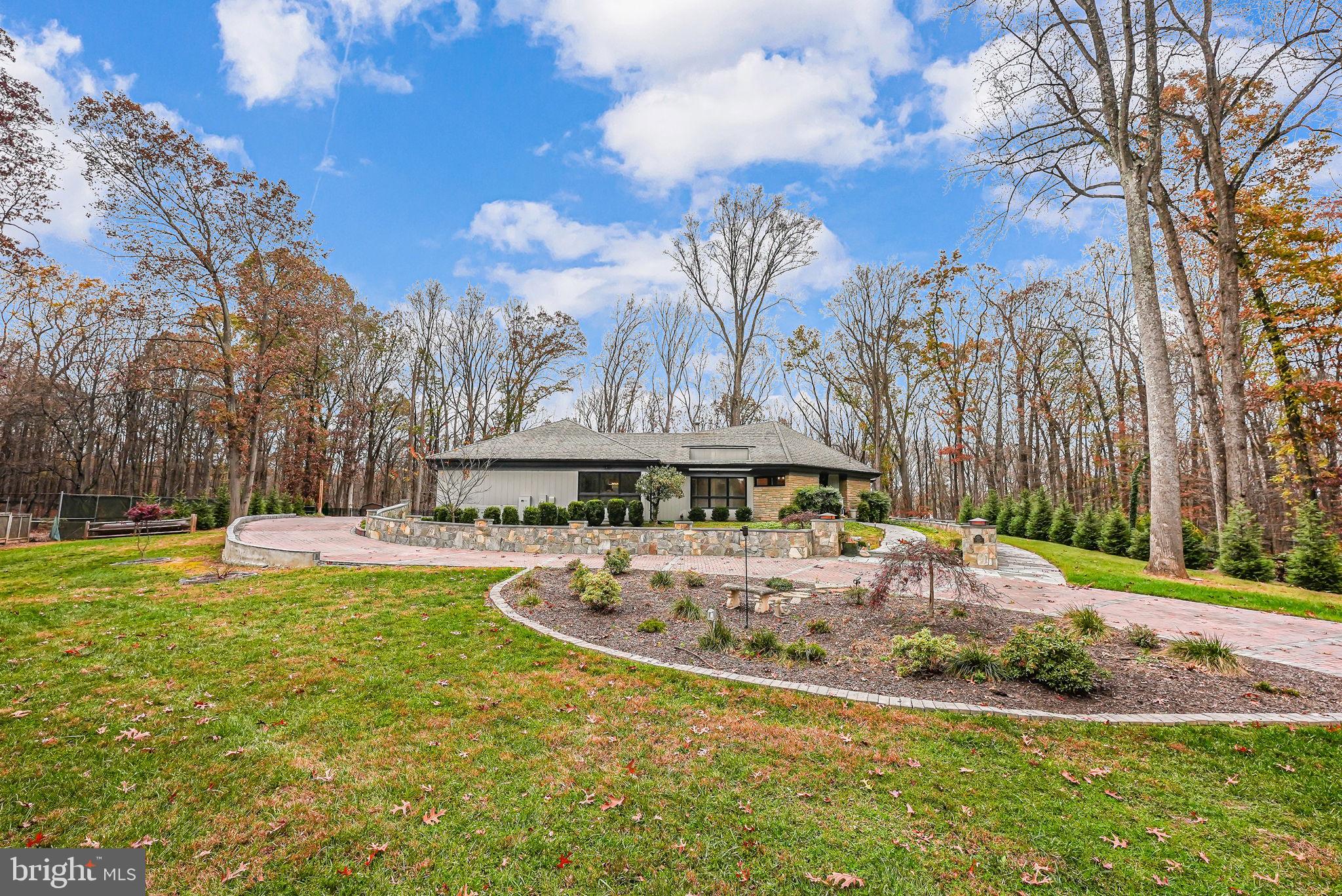 DARNESTOWN OUTSIDE - Residential