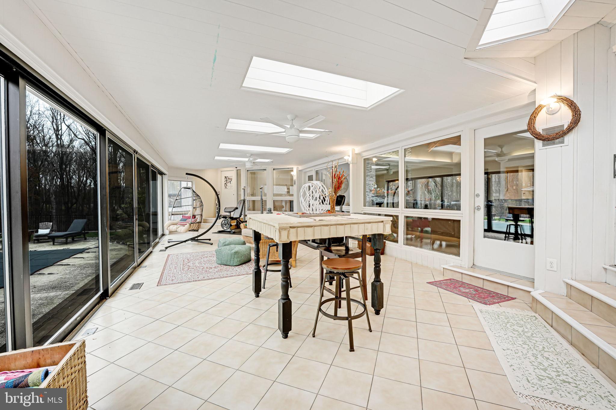 DARNESTOWN OUTSIDE - Residential