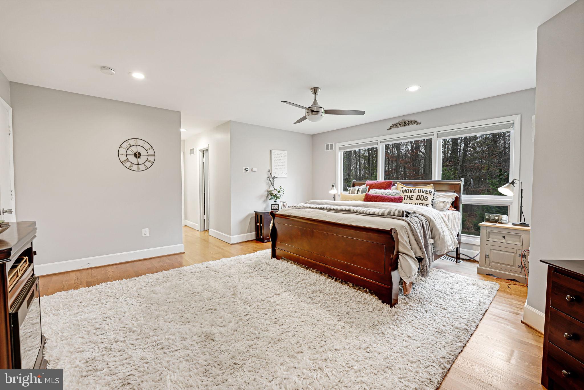 DARNESTOWN OUTSIDE - Residential