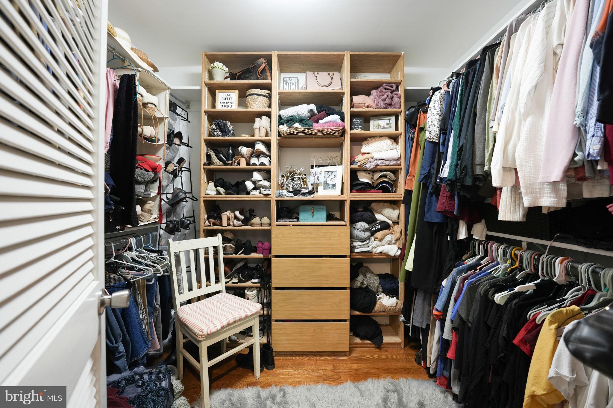 DARNESTOWN OUTSIDE - Residential