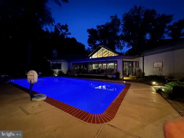 DARNESTOWN OUTSIDE - Residential