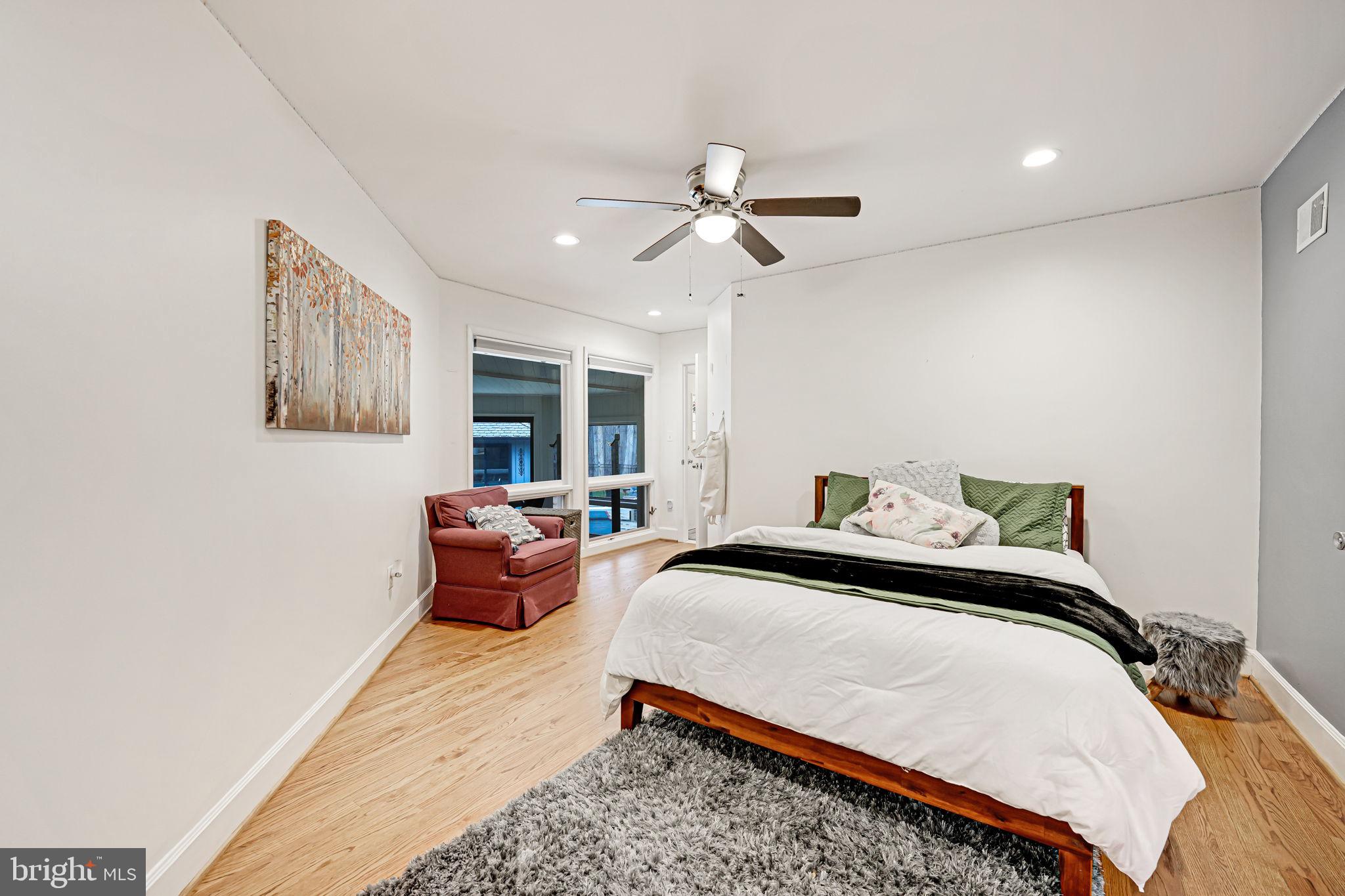 DARNESTOWN OUTSIDE - Residential