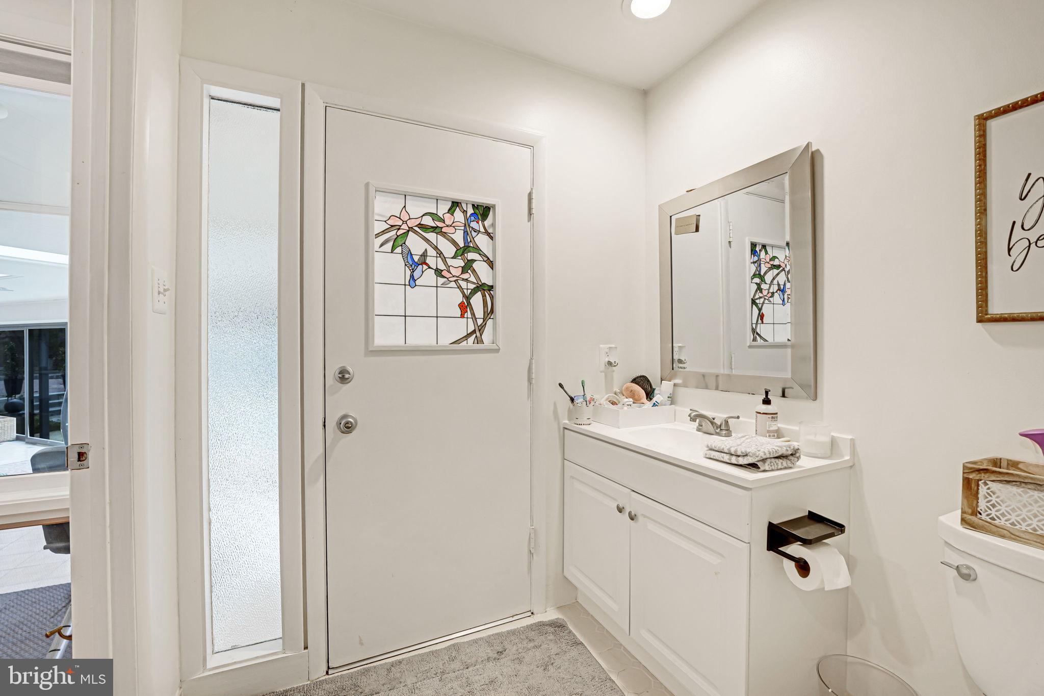 DARNESTOWN OUTSIDE - Residential