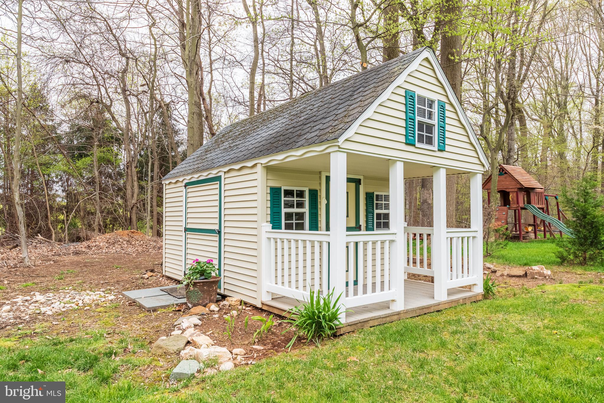 VINEYARD OAK - Residential