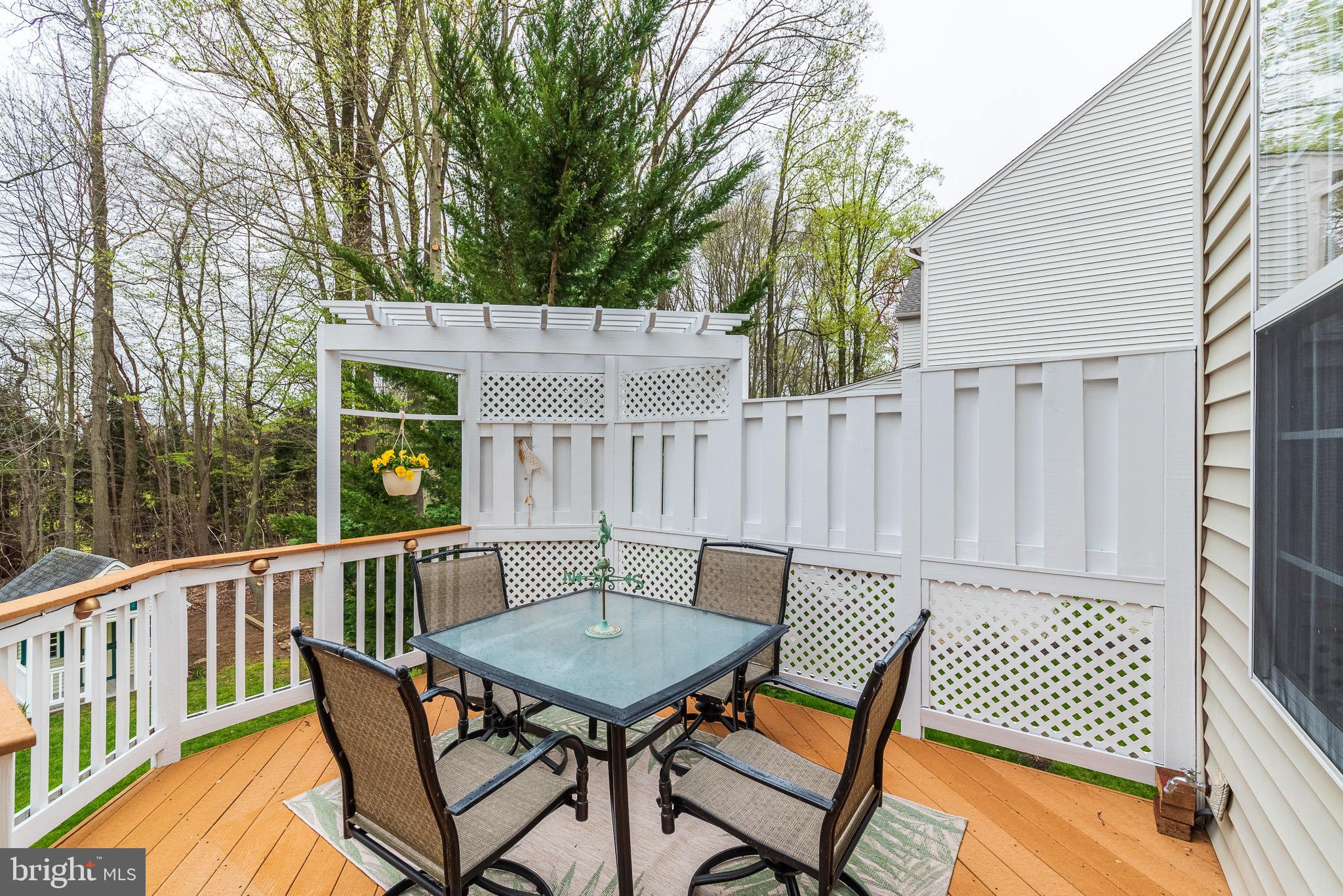 VINEYARD OAK - Residential