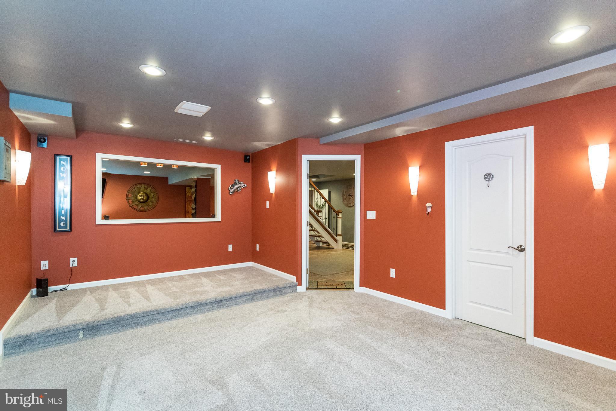 VINEYARD OAK - Residential