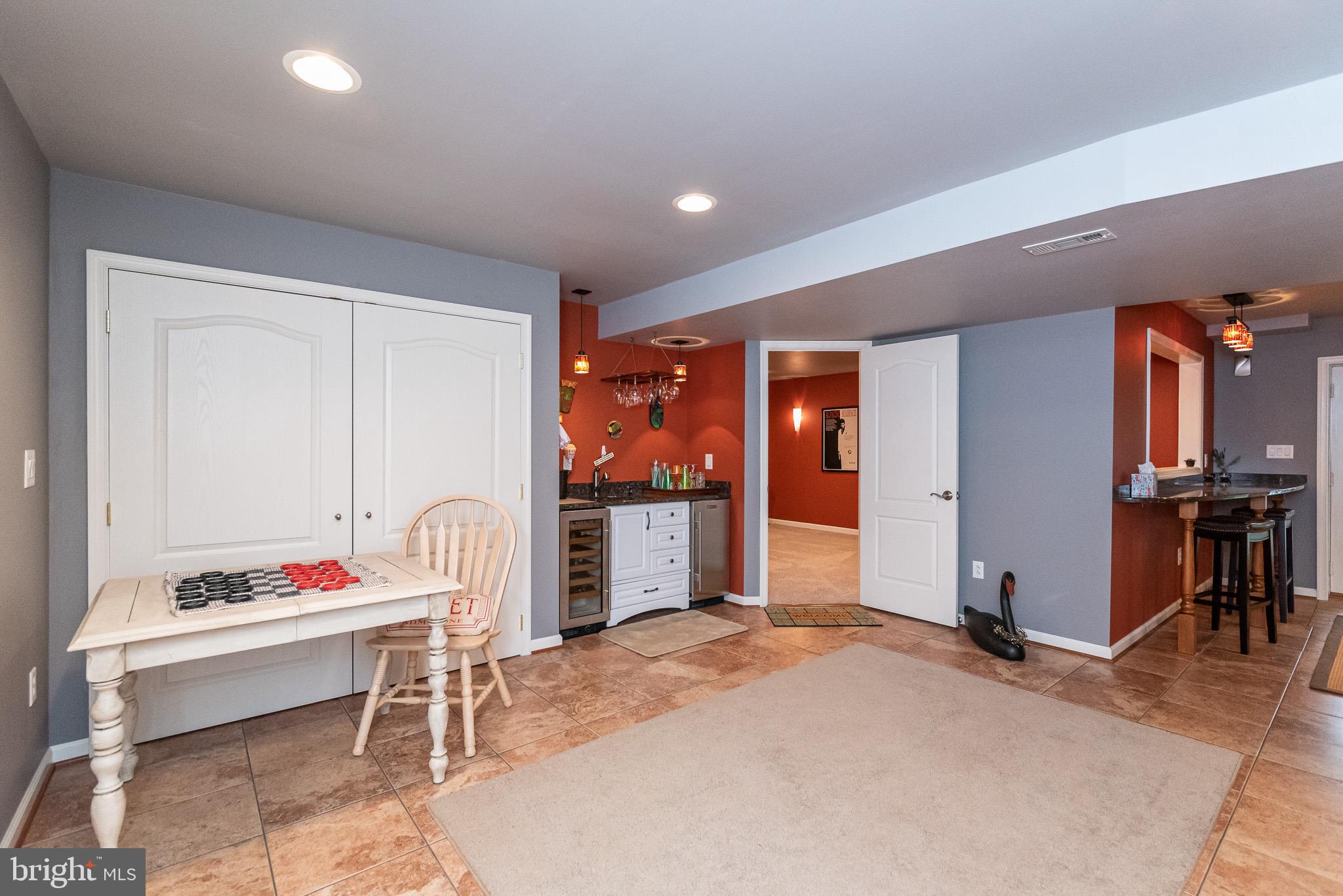 VINEYARD OAK - Residential