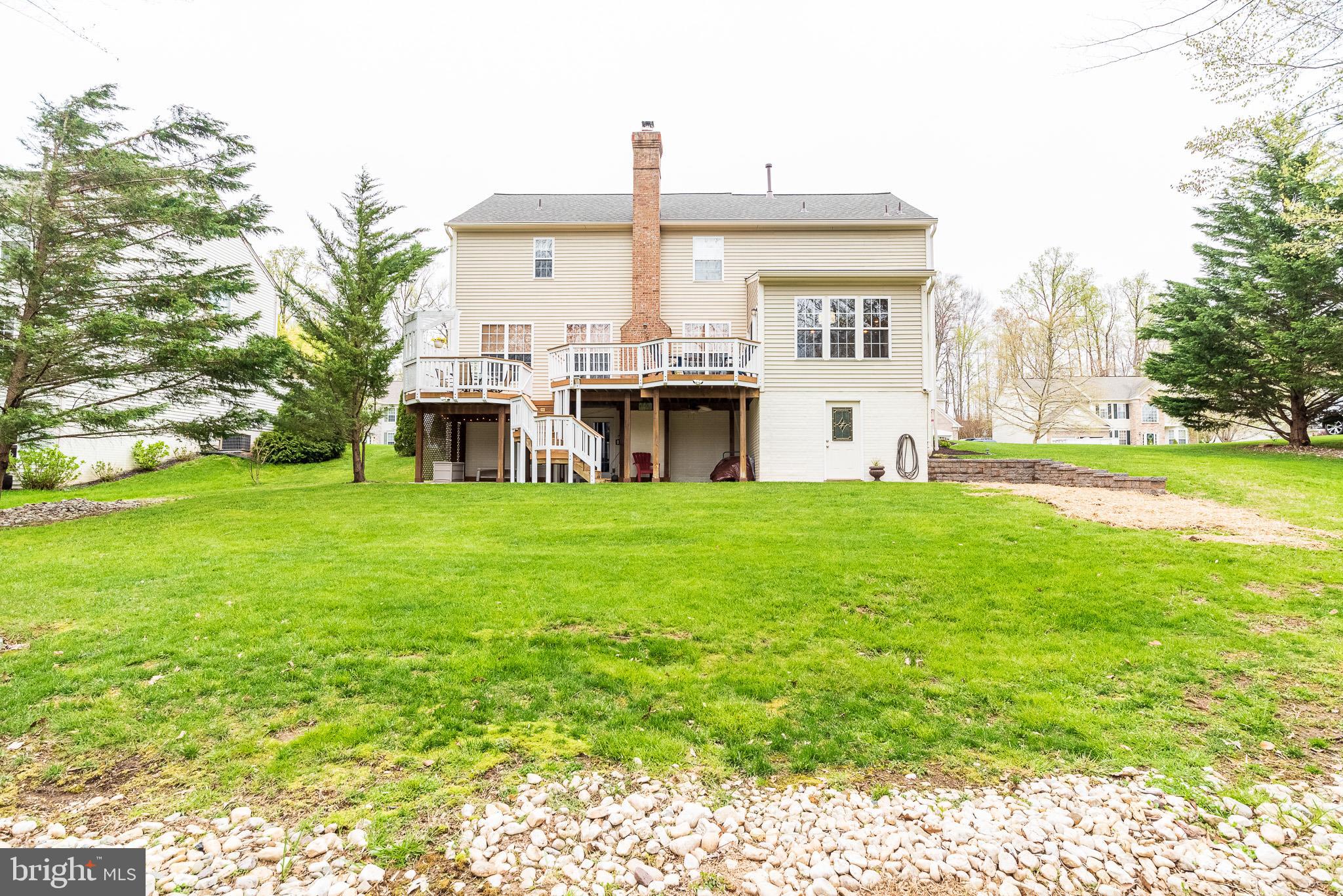 VINEYARD OAK - Residential