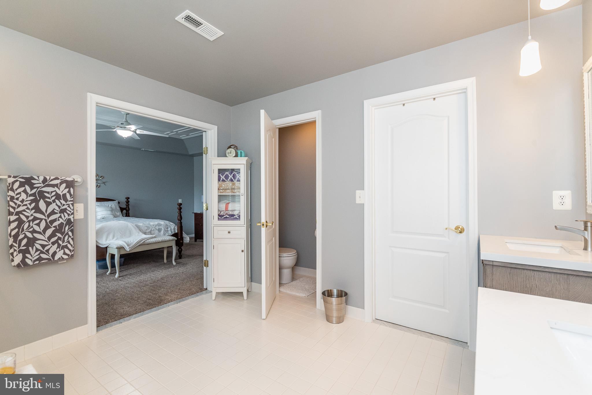 VINEYARD OAK - Residential