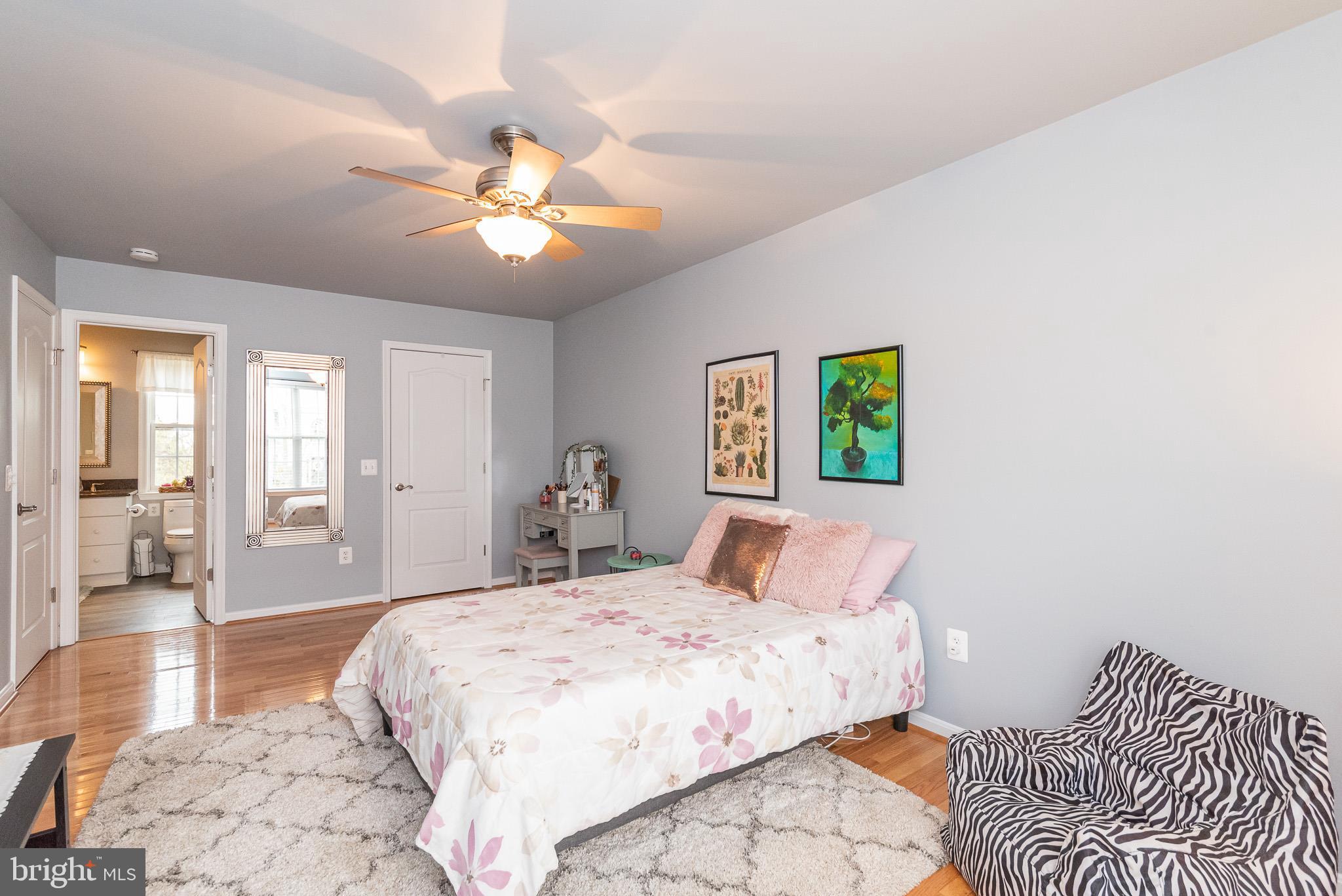 VINEYARD OAK - Residential