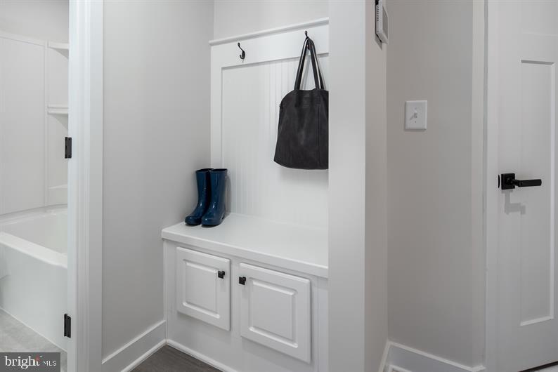 WELLINGTON - Residential