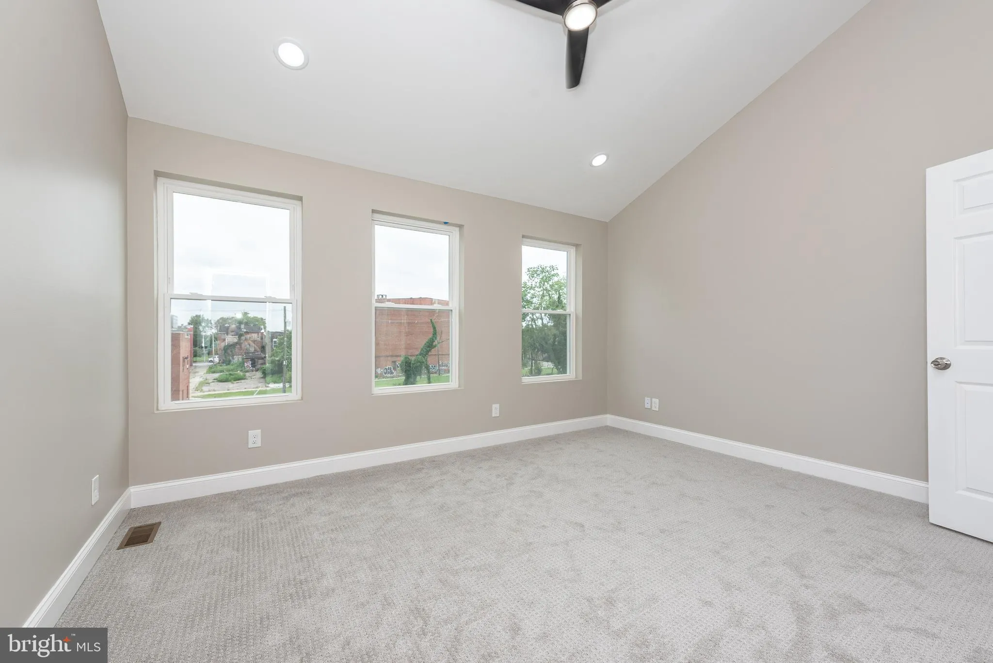 Baltimore, Maryland 21223, United States, 4 Bedrooms Bedrooms, ,4 BathroomsBathrooms,Residential,Active,82282