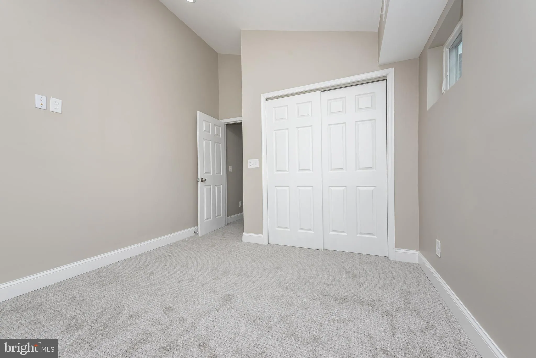 Baltimore, Maryland 21223, United States, 4 Bedrooms Bedrooms, ,4 BathroomsBathrooms,Residential,Active,82282