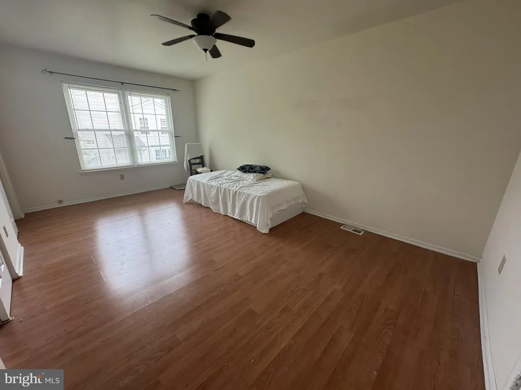 Additional image 10 of 35 Almond Drive, Somerset, NJ 08873