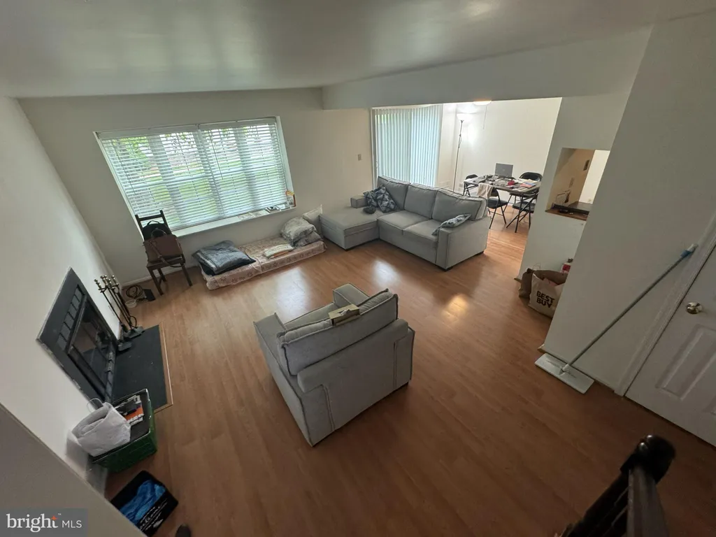 Additional image 9 of 35 Almond Drive, Somerset, NJ 08873