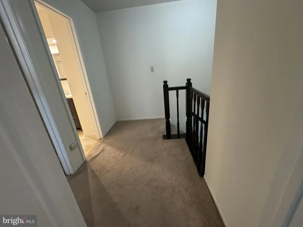 Additional image 14 of 35 Almond Drive, Somerset, NJ 08873
