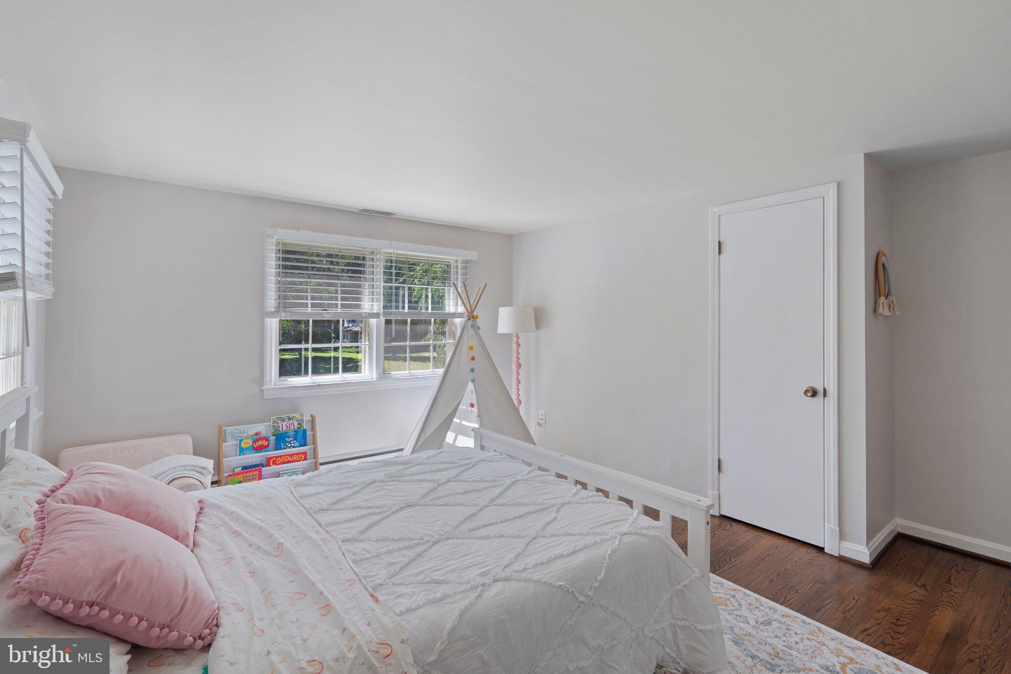 GRANBY WOODS - Residential