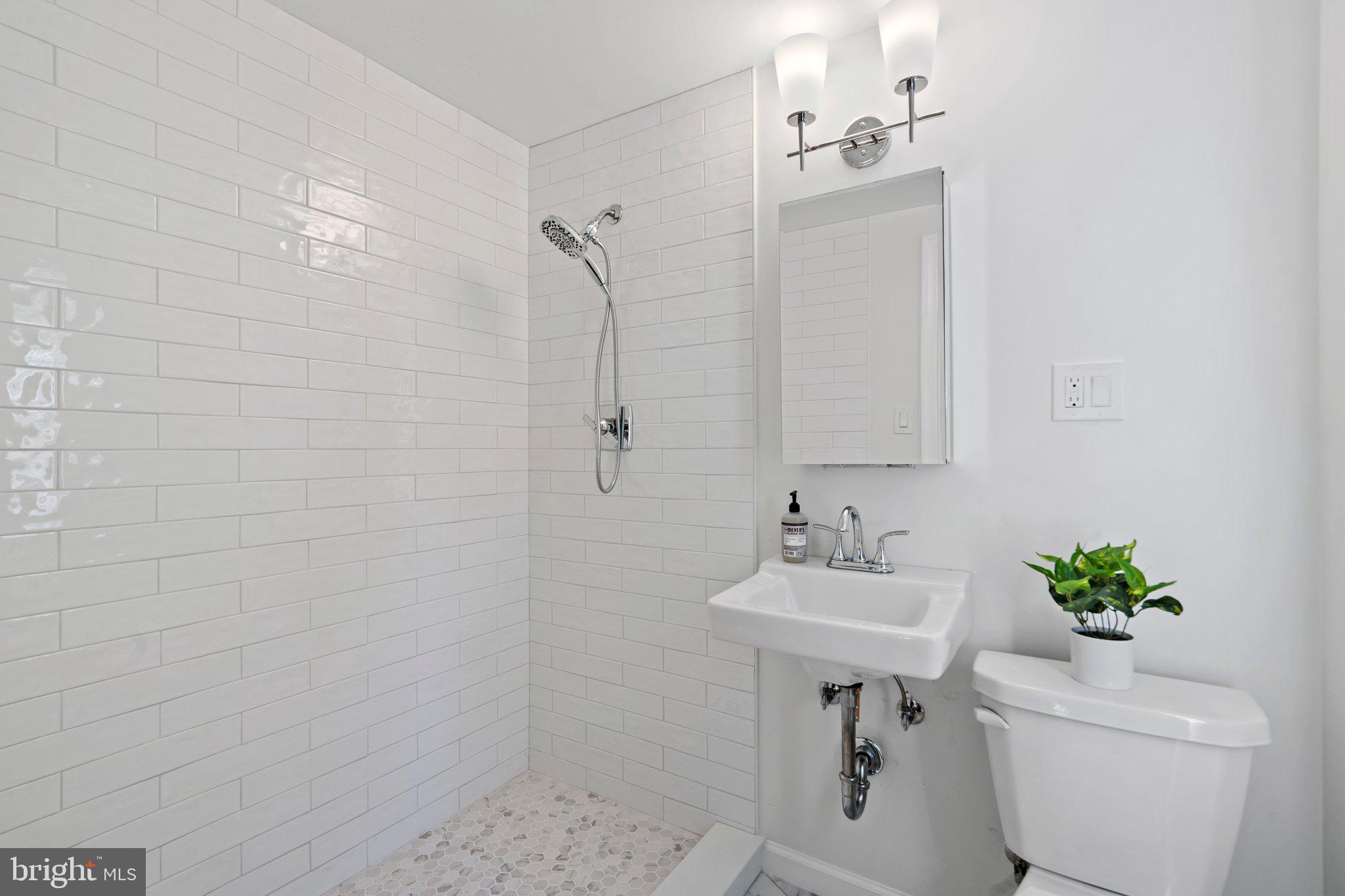 GRANBY WOODS - Residential