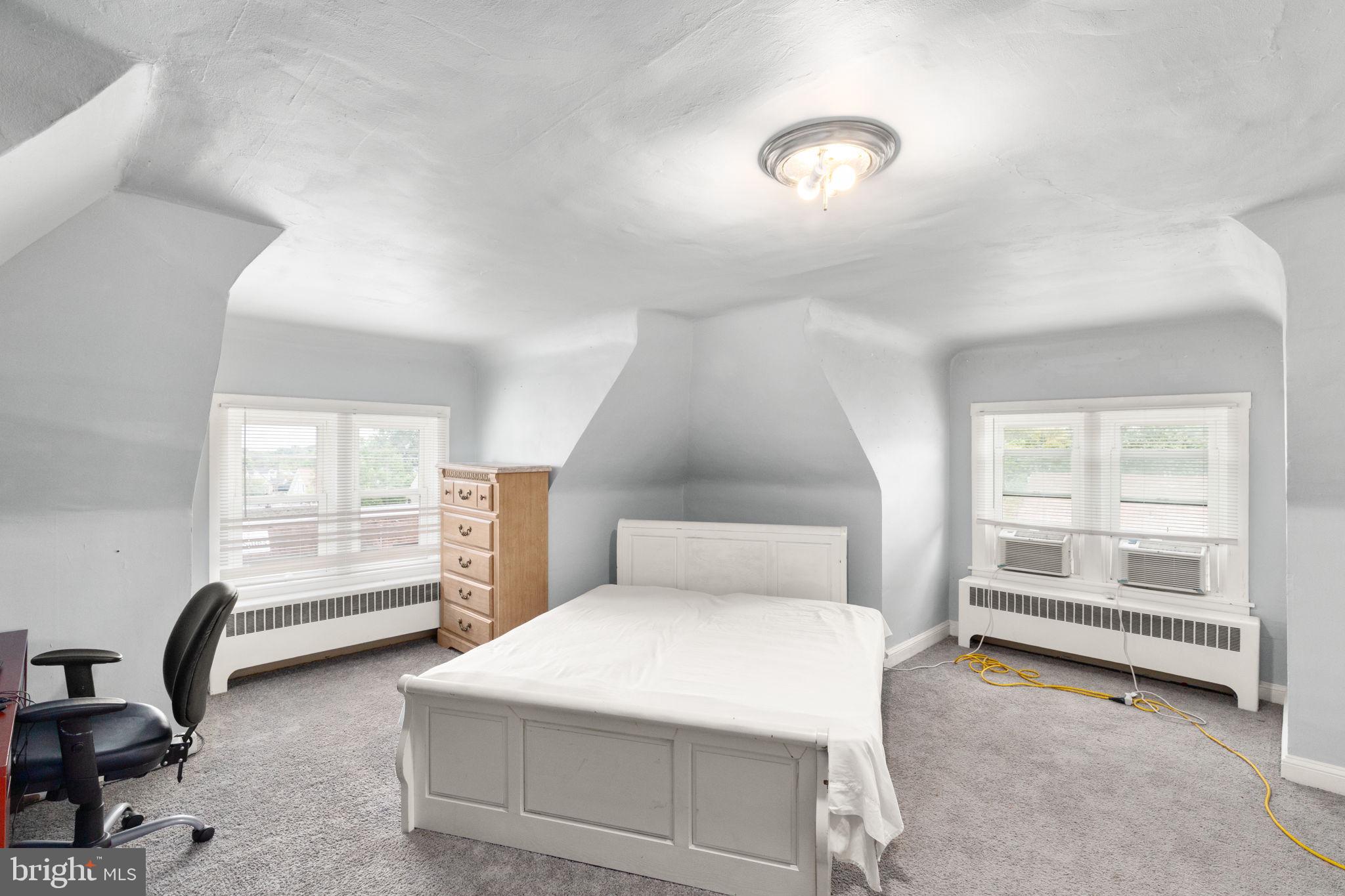 ROSEDALE - Residential