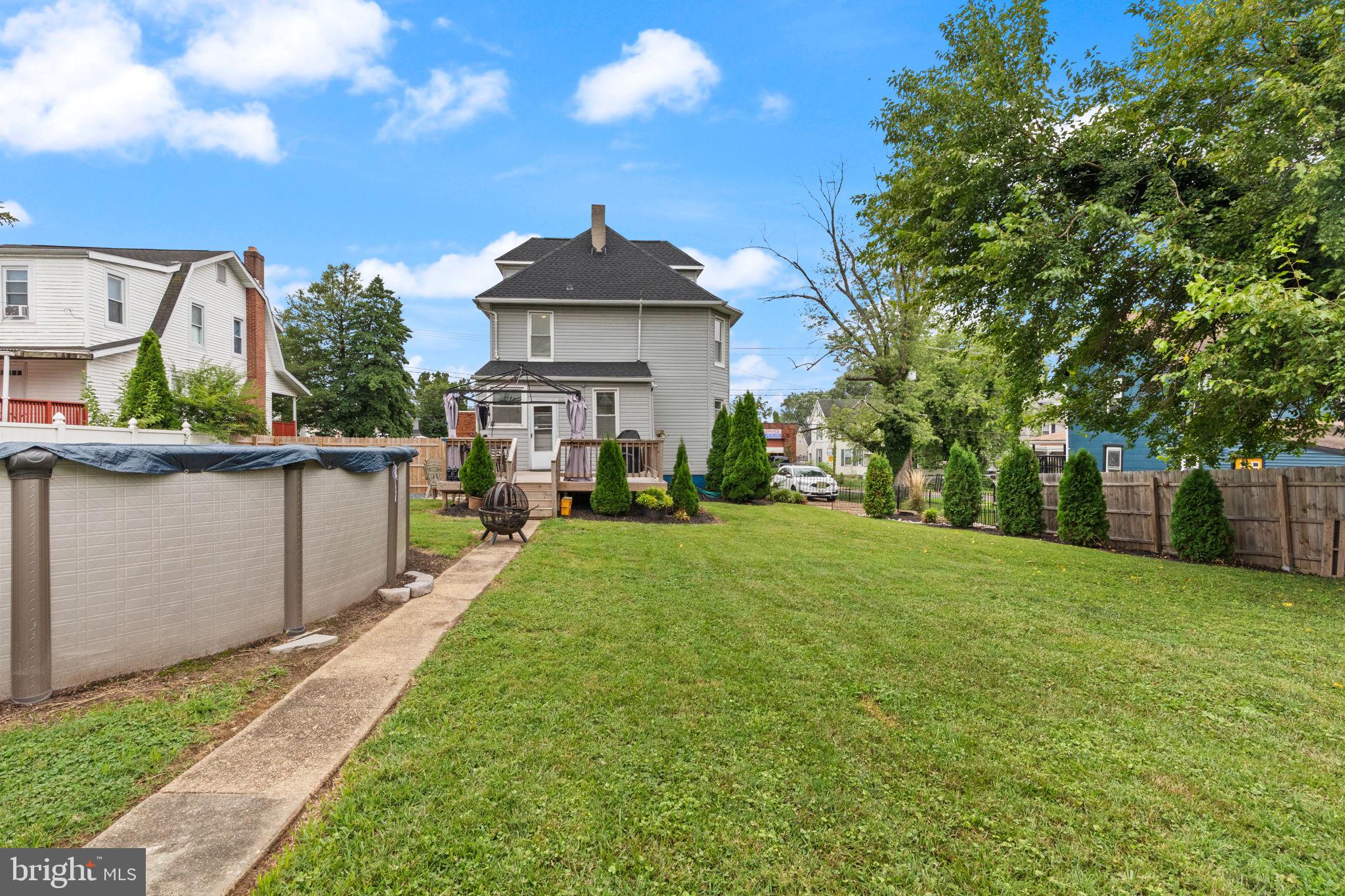 ROSEDALE - Residential