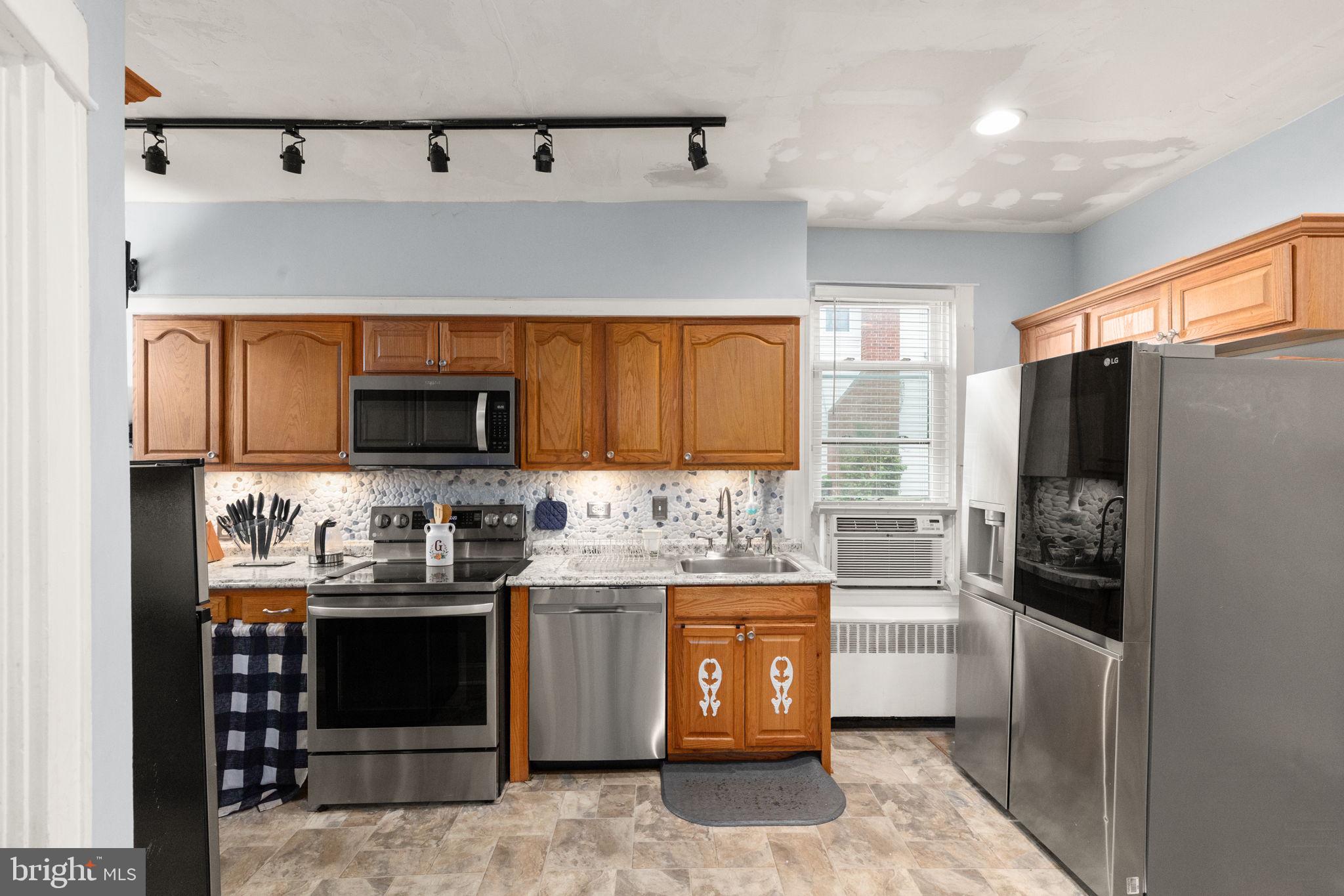 ROSEDALE - Residential