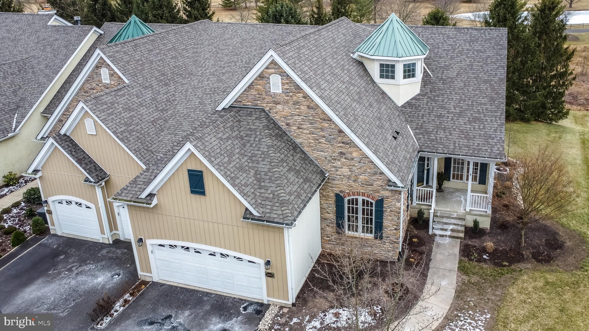 STONE RIDGE - Residential