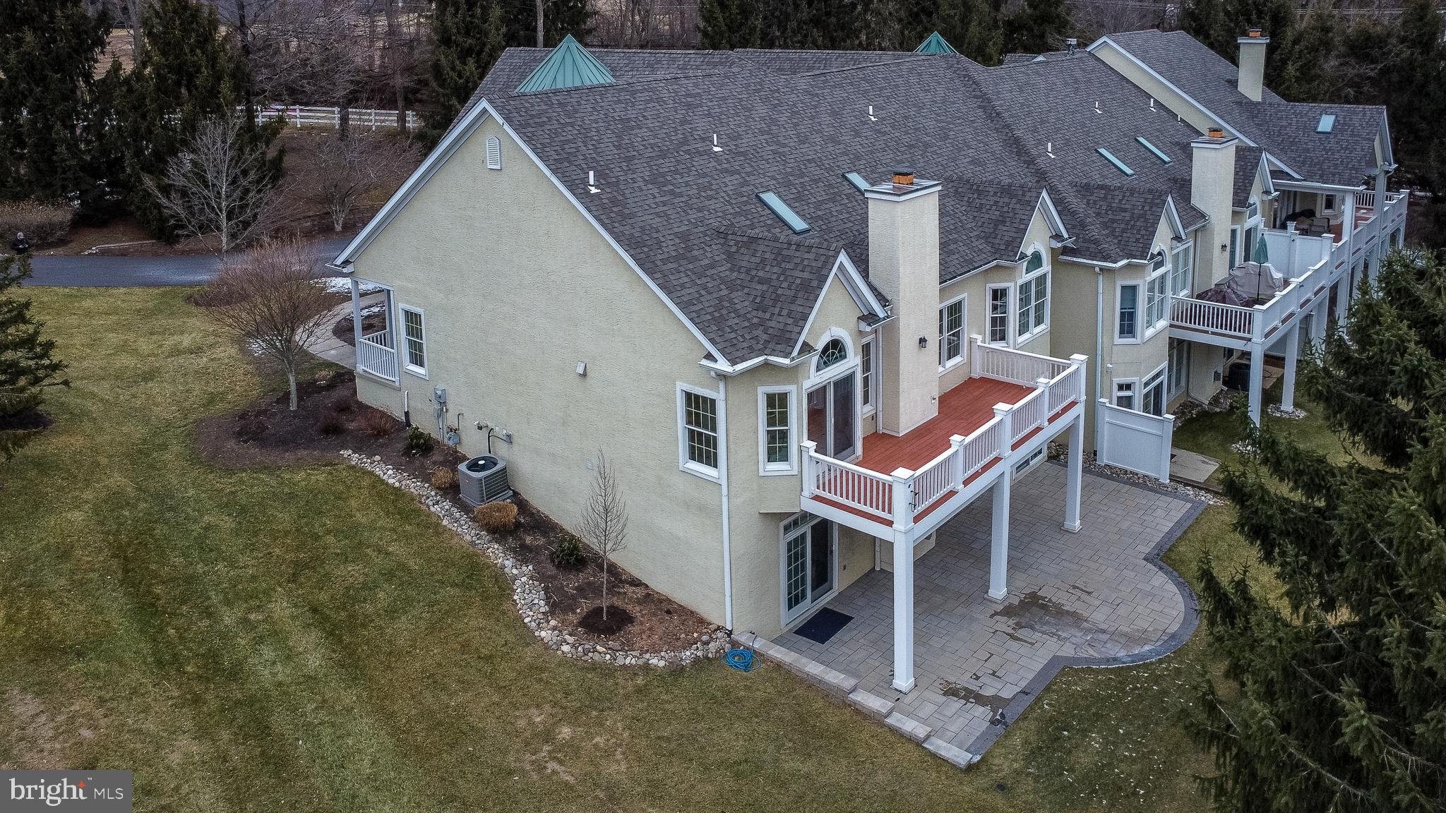 STONE RIDGE - Residential