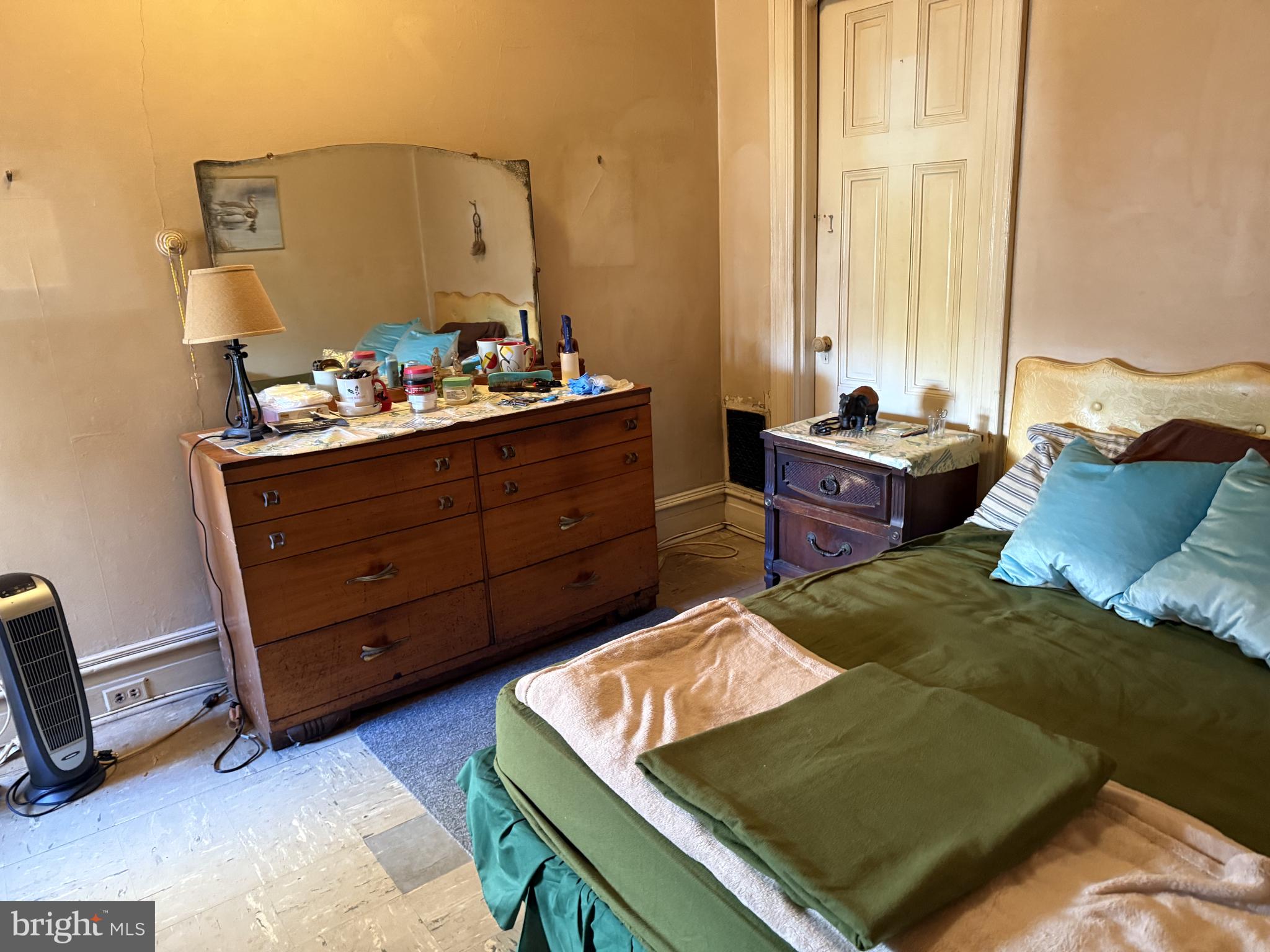 PHILADELPHIA - Residential