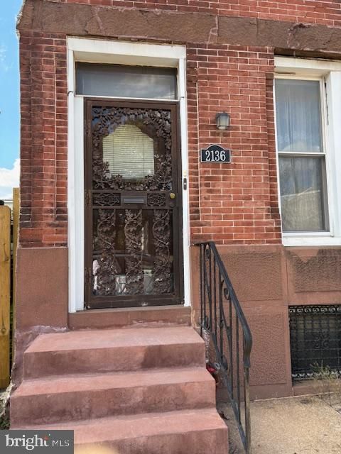 Townhouse For Sale - 2136 N 21st Street<br/> PHILADELPHIA, PA 19121