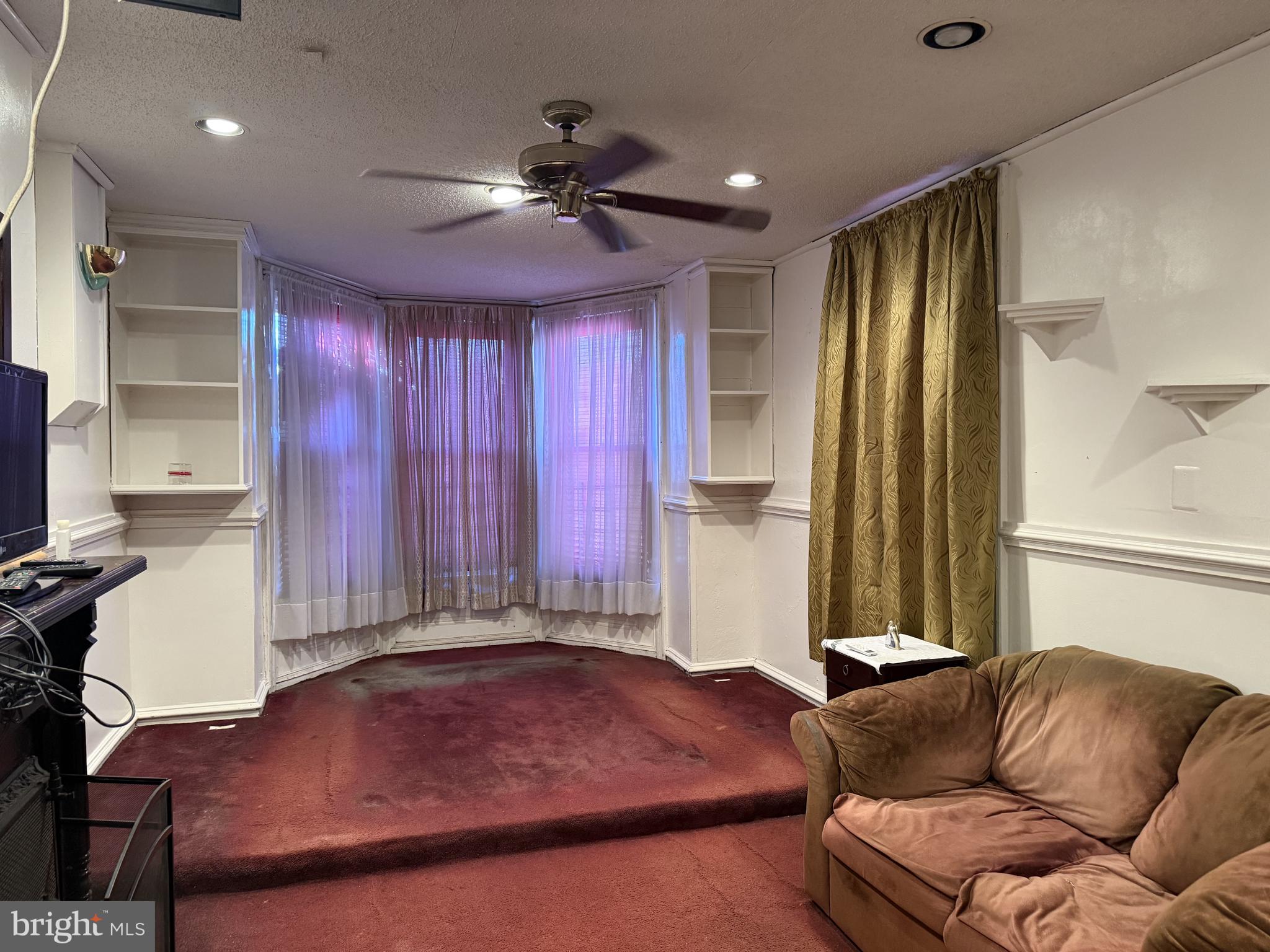 PHILADELPHIA - Residential