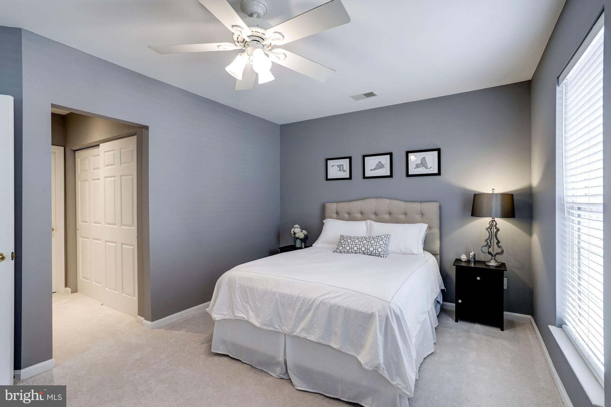 LAKESIDE AT SOUTH RIDING - Residential