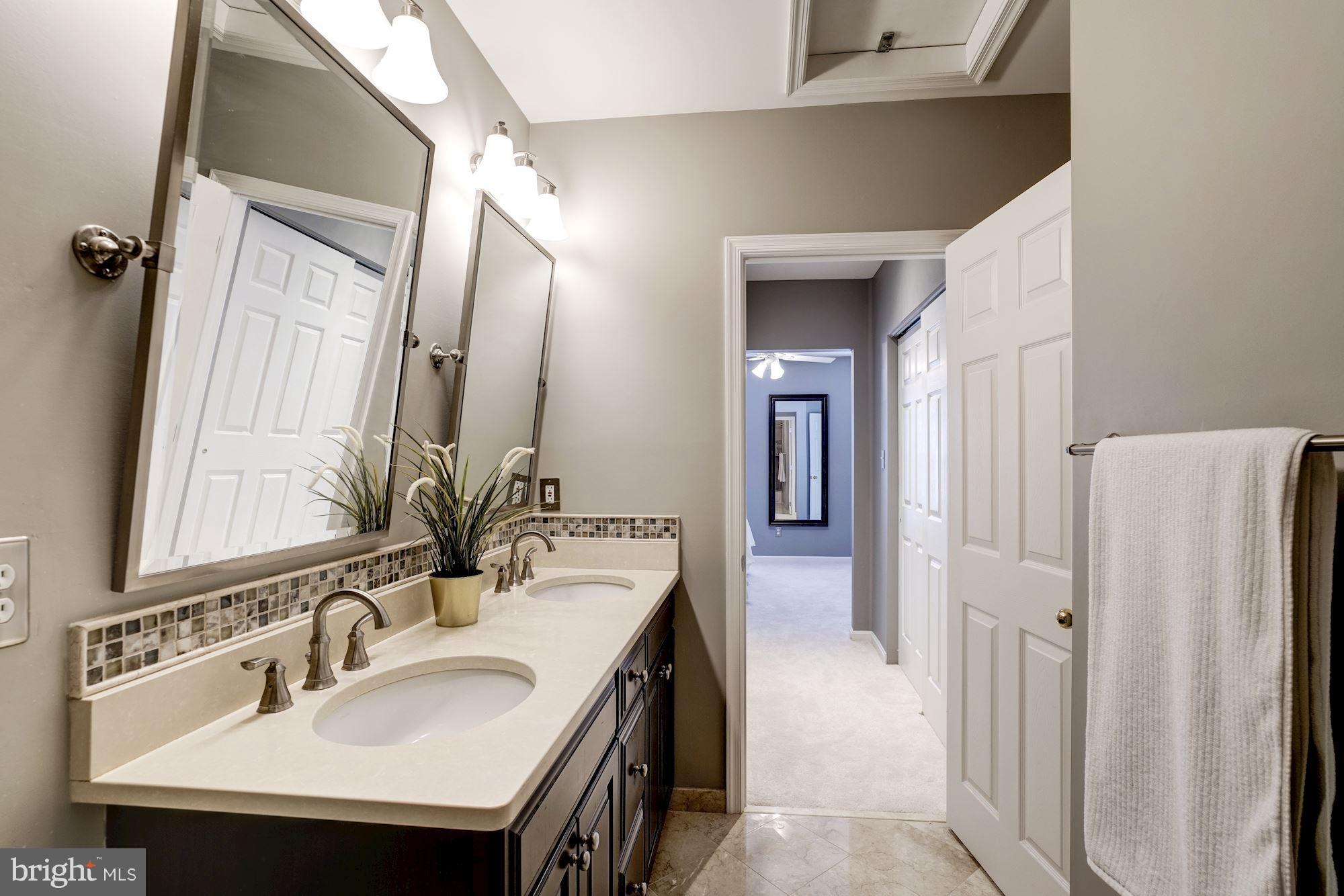 LAKESIDE AT SOUTH RIDING - Residential