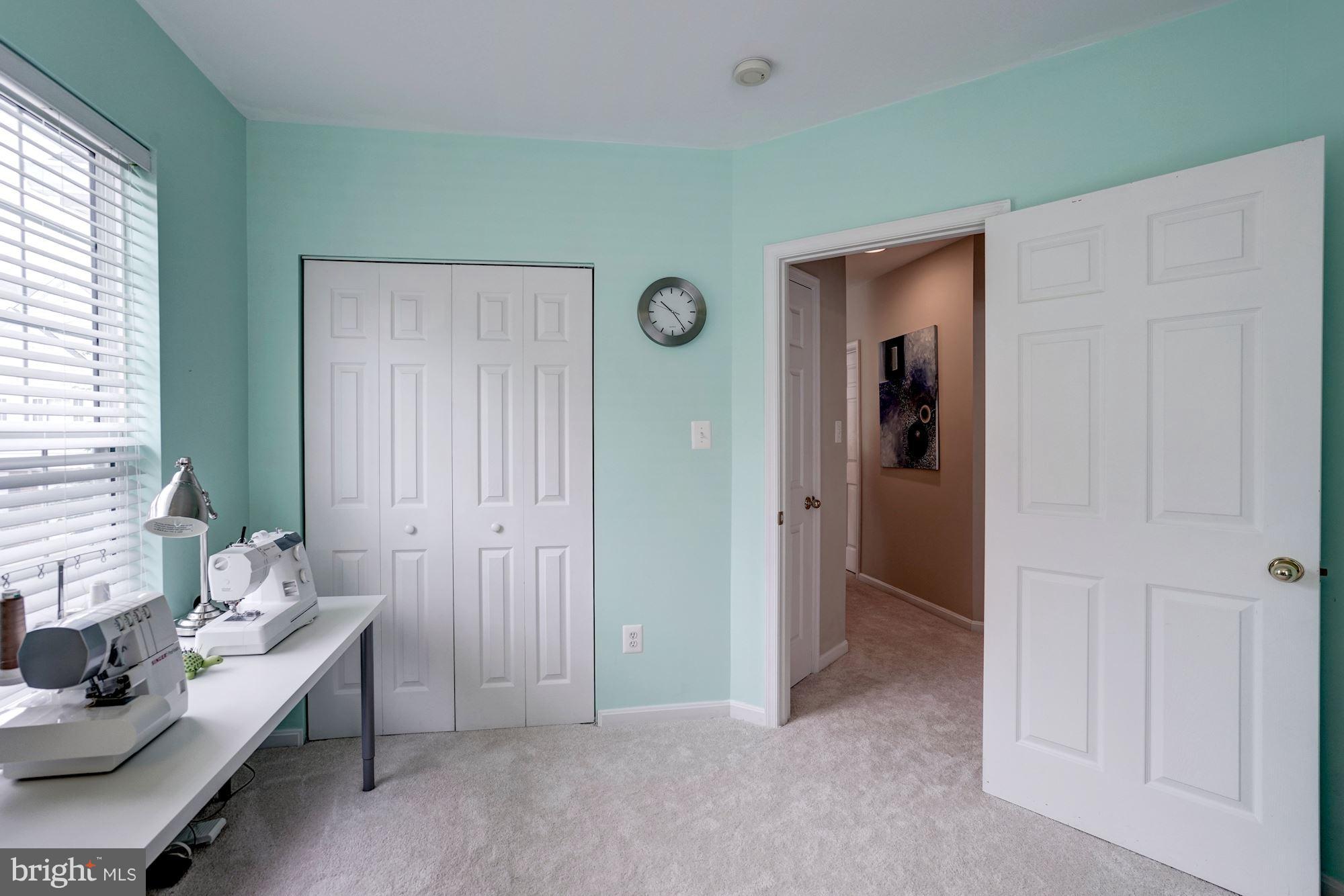 LAKESIDE AT SOUTH RIDING - Residential