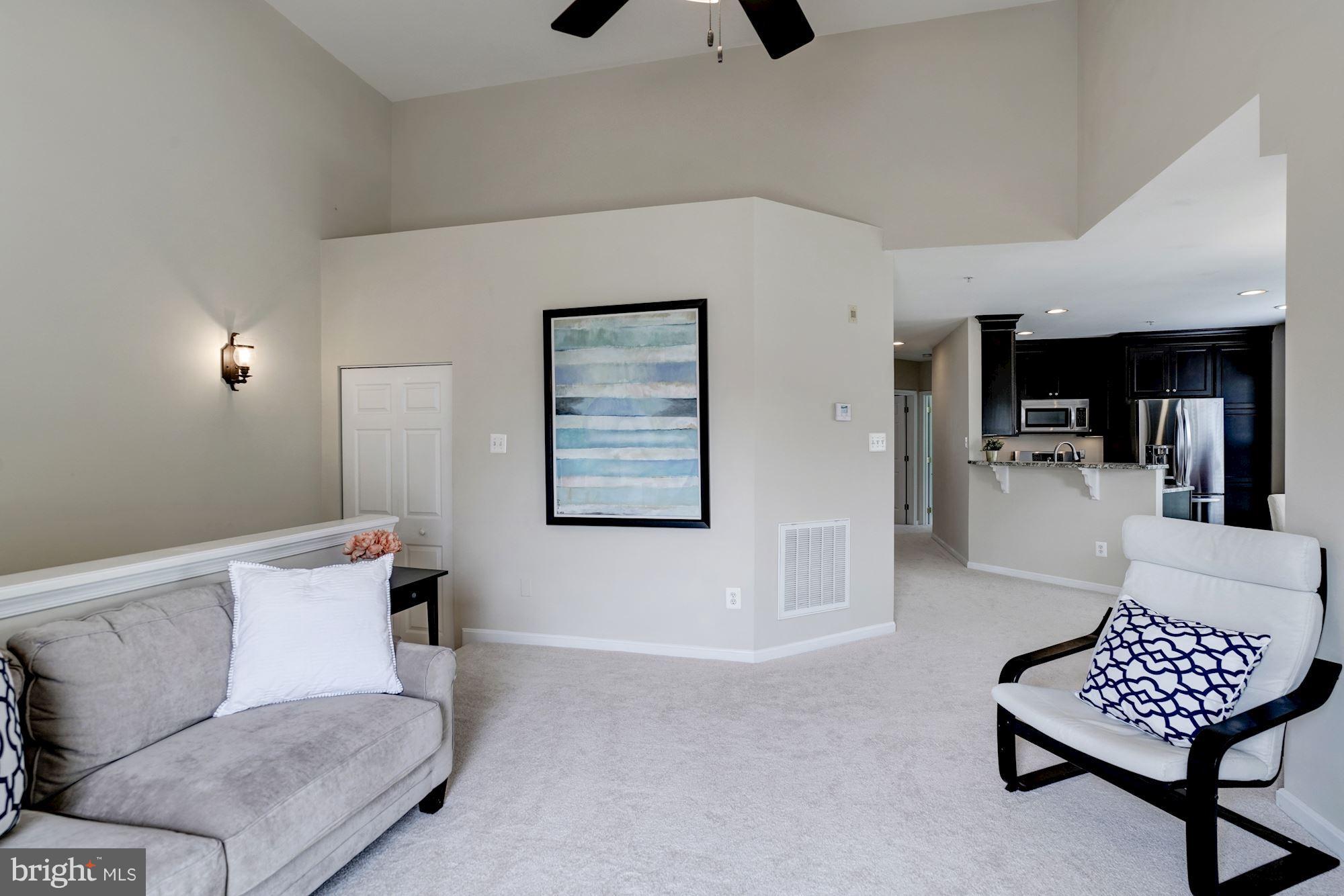 LAKESIDE AT SOUTH RIDING - Residential