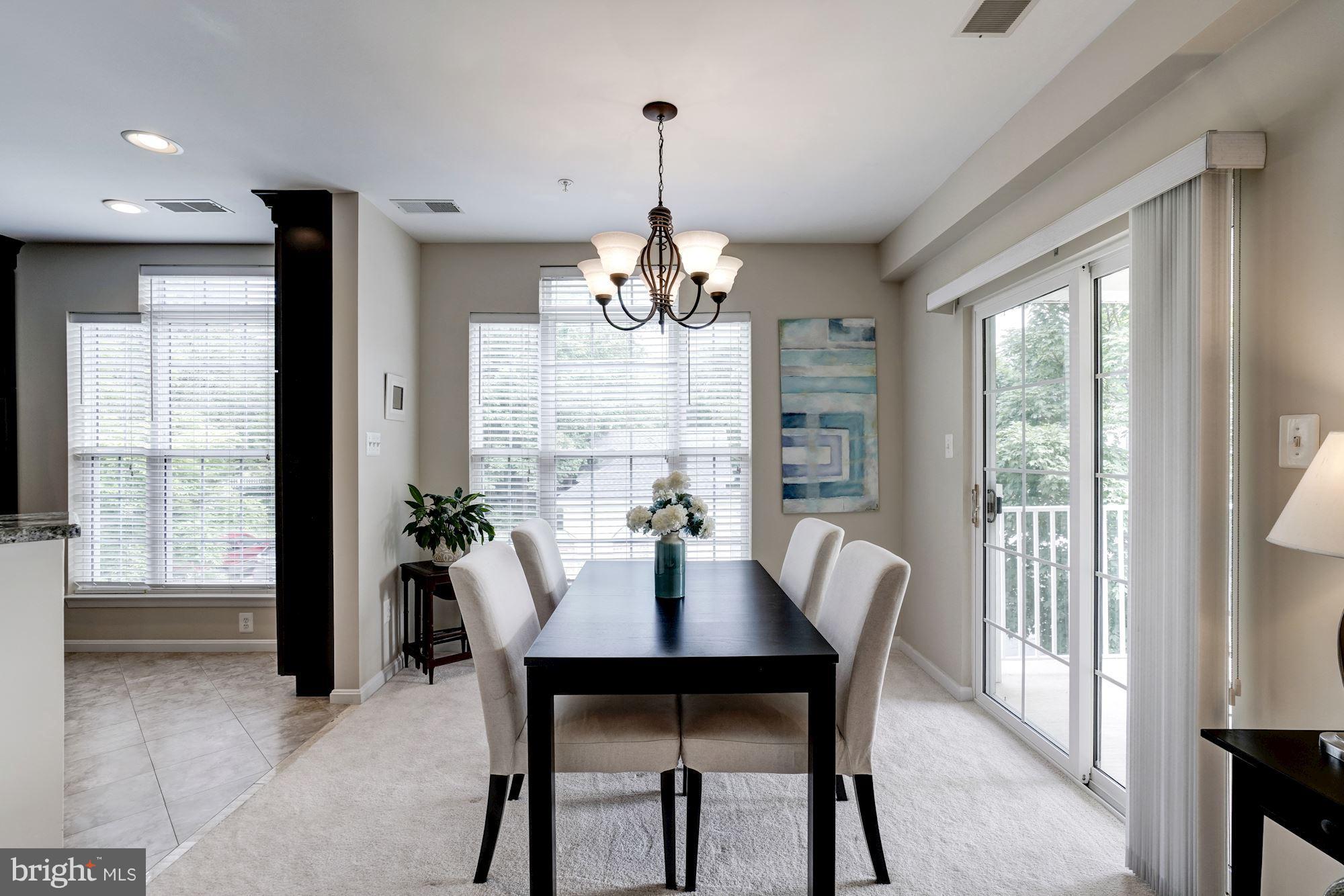 LAKESIDE AT SOUTH RIDING - Residential