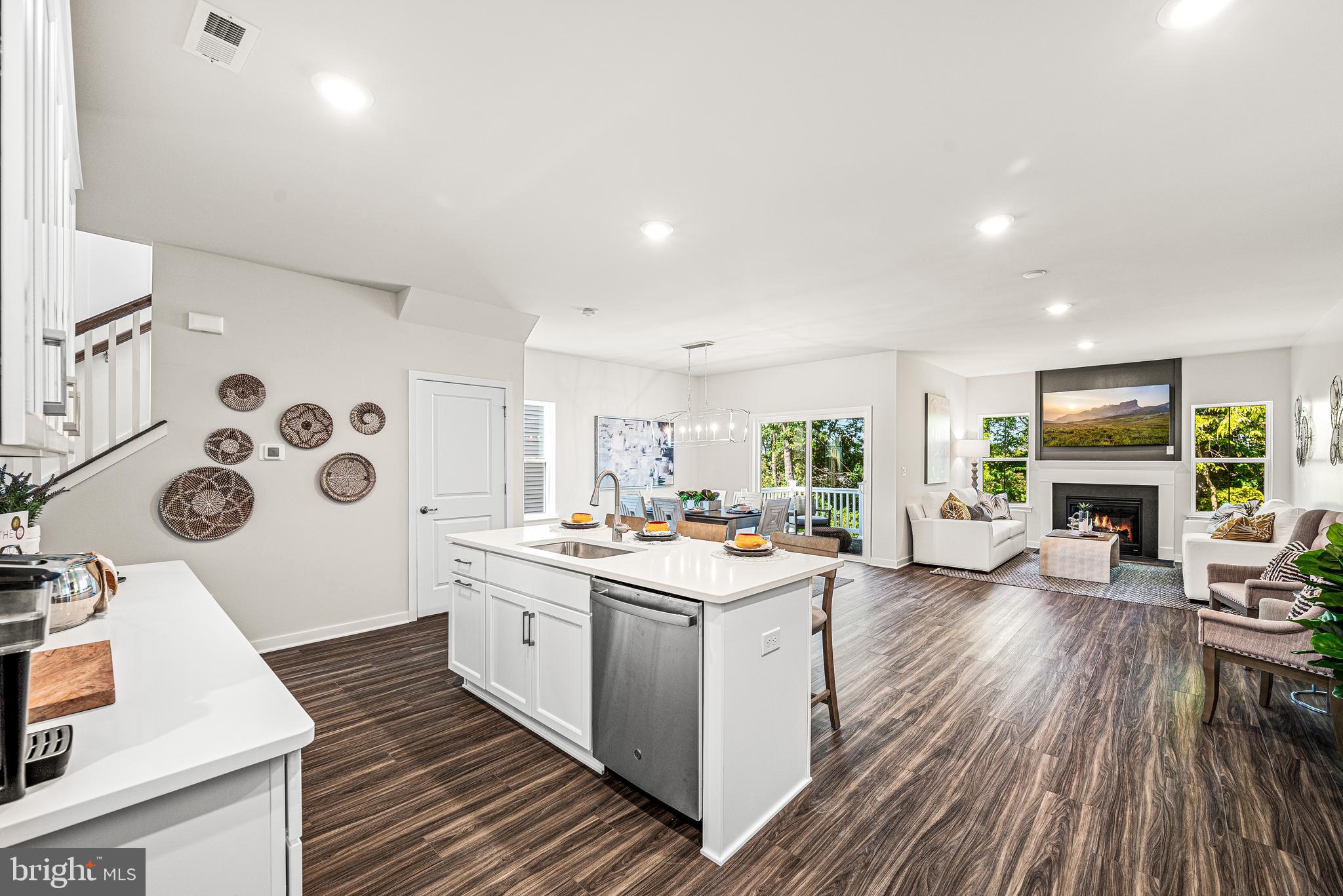 VILLAGES AT SPRING HILL - Residential