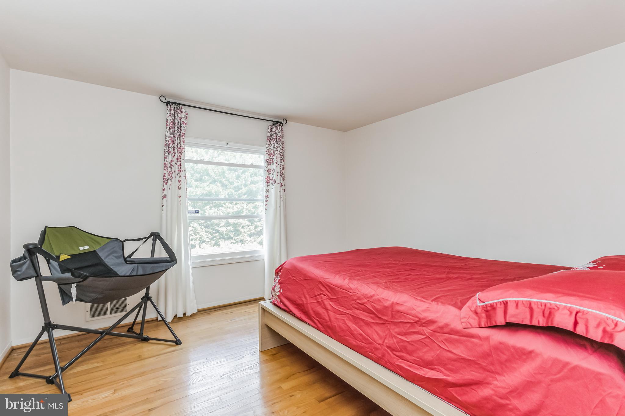 FOX HILLS - Residential Lease