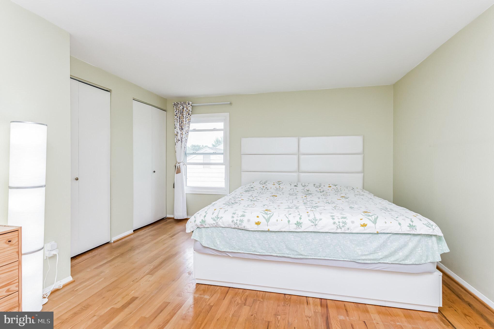 FOX HILLS - Residential Lease