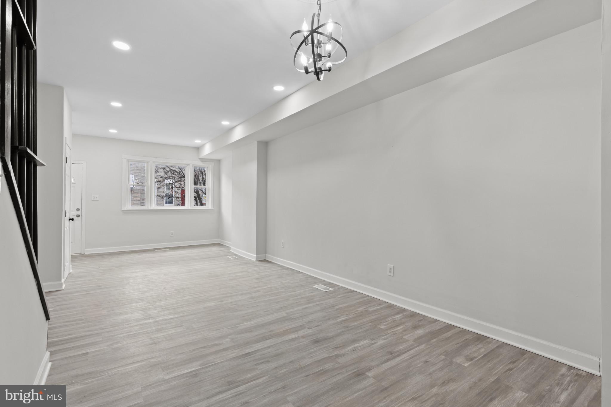 HIGHLANDTOWN - Residential
