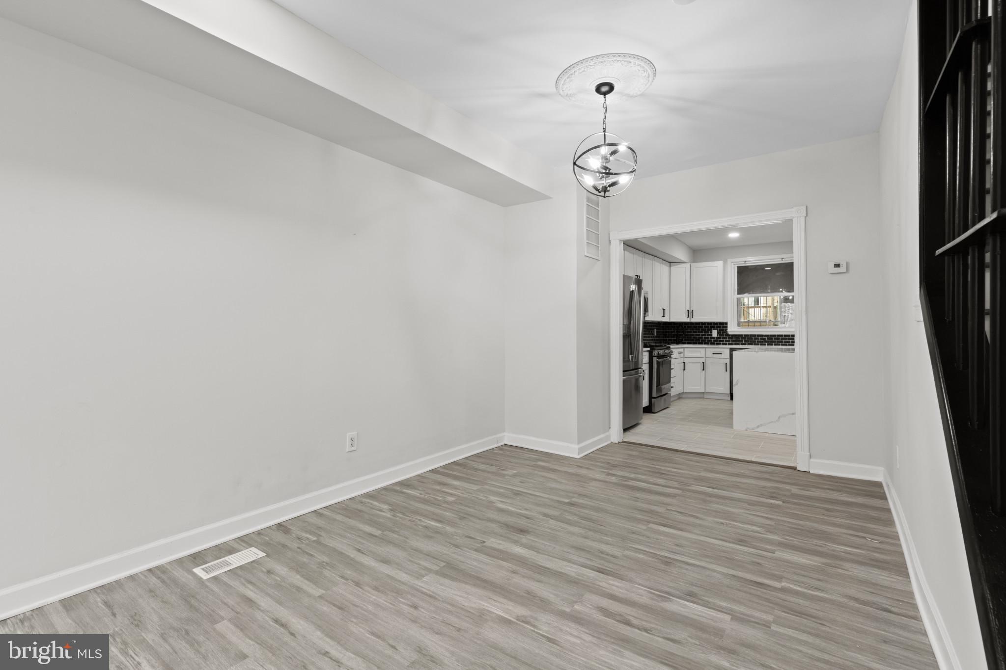 HIGHLANDTOWN - Residential