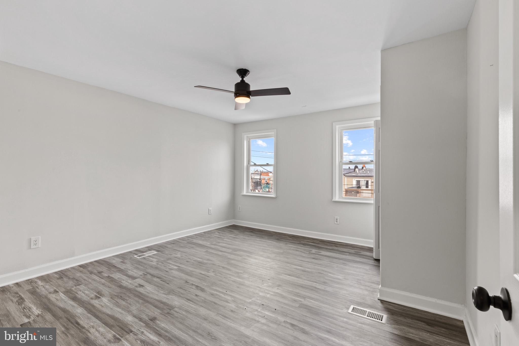 HIGHLANDTOWN - Residential