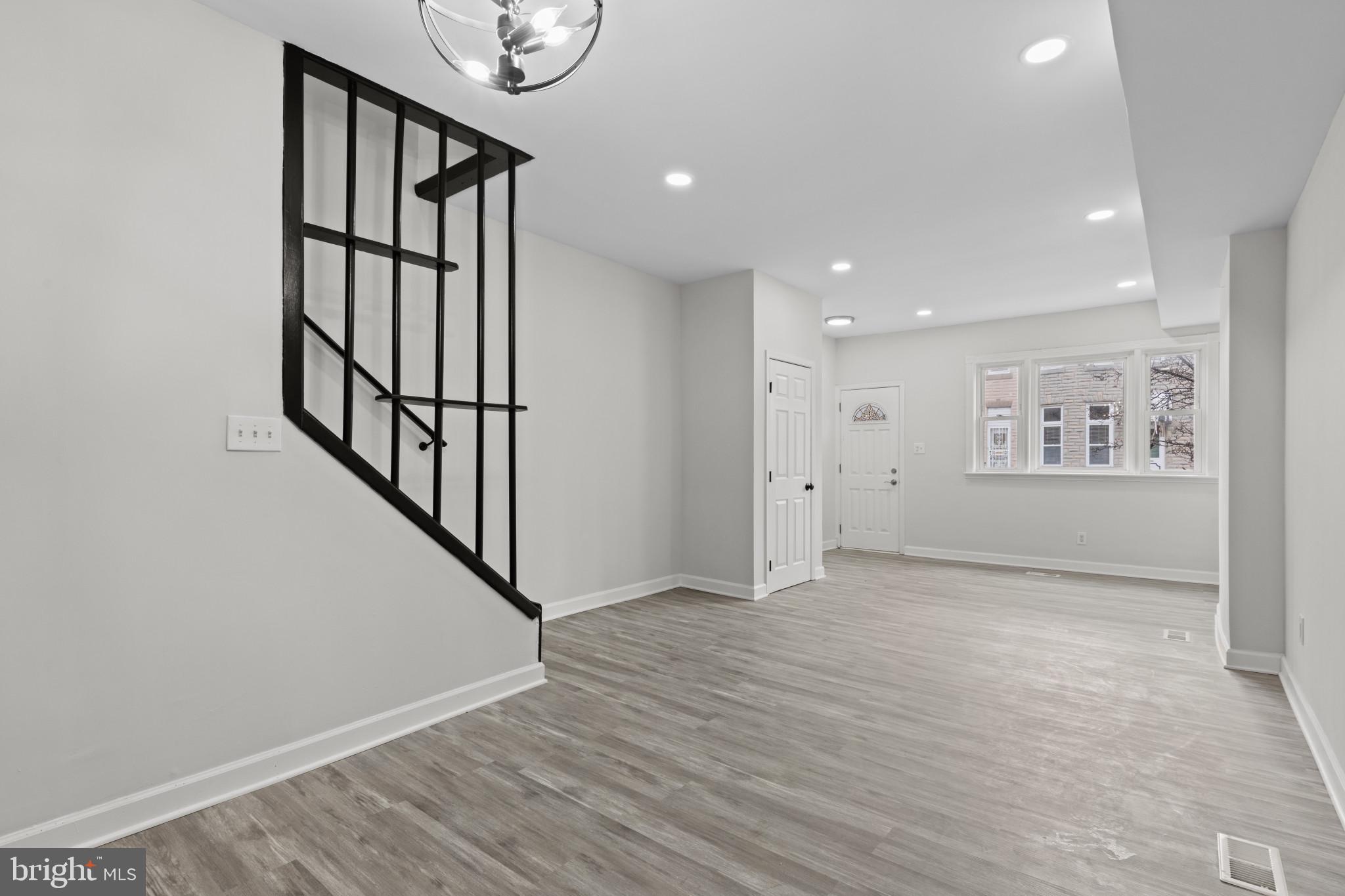 HIGHLANDTOWN - Residential