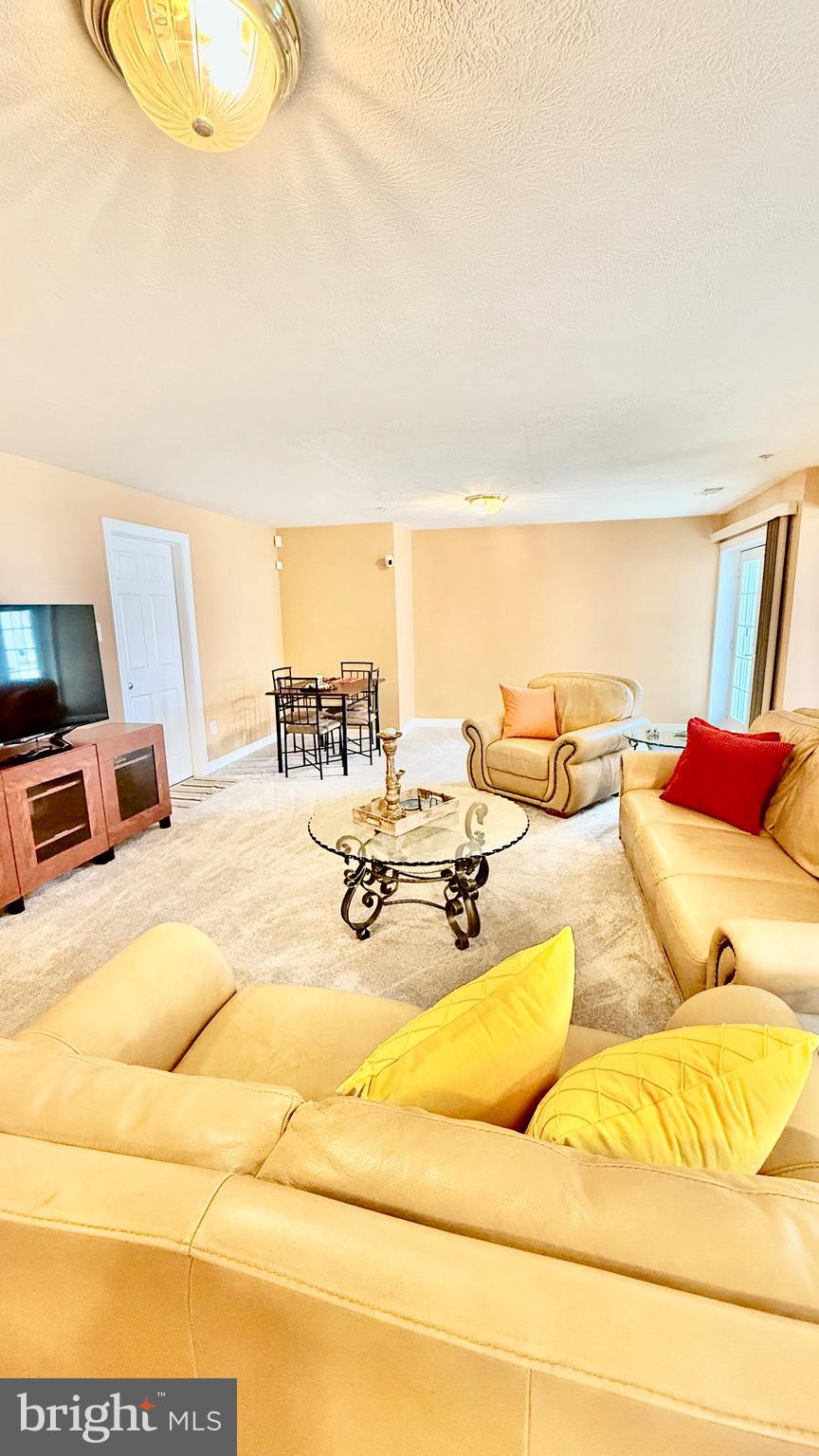 WASHINGTON OVERLOOK - Residential