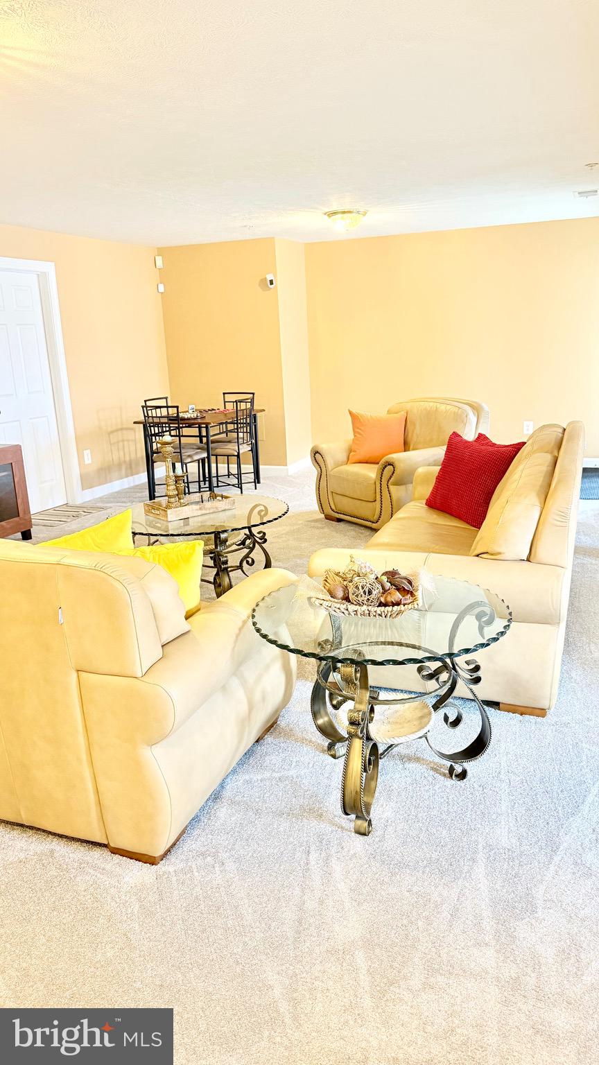 WASHINGTON OVERLOOK - Residential