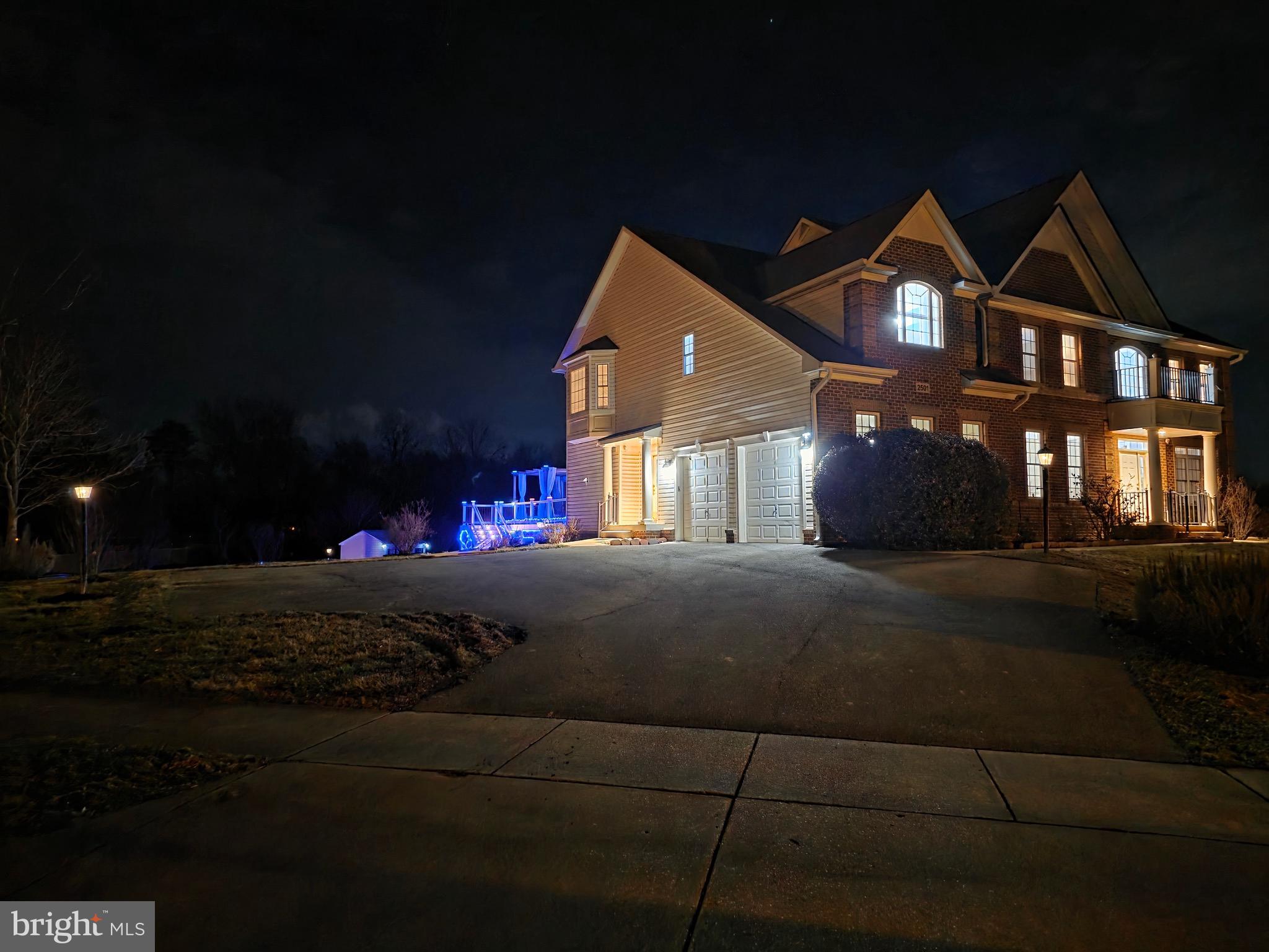 WASHINGTON OVERLOOK - Residential